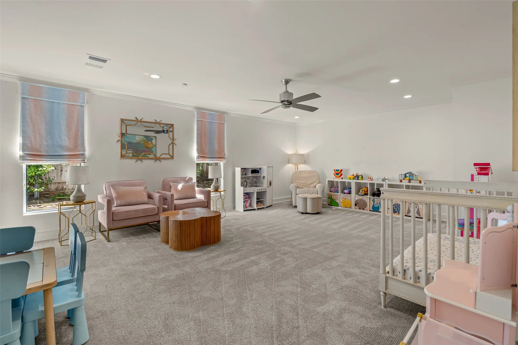 Single Family Residence For Sale in Tarrant County , 5849 Merrymount Road, Westover Hills, Texas 76107, 5 Bedroom, 5 Bathroom, Garage spaces, 5,929 Sqft, built in 1950, mls#21370023, Real Estate Agent in Westover Hills, Homes For Sale in Tarrant county, Homes For Sale in Westover Hills, Realtor in Westover Hills Texas, Real Estate Brokerage Independent Realty Texas, Luminita Cordes Realtor