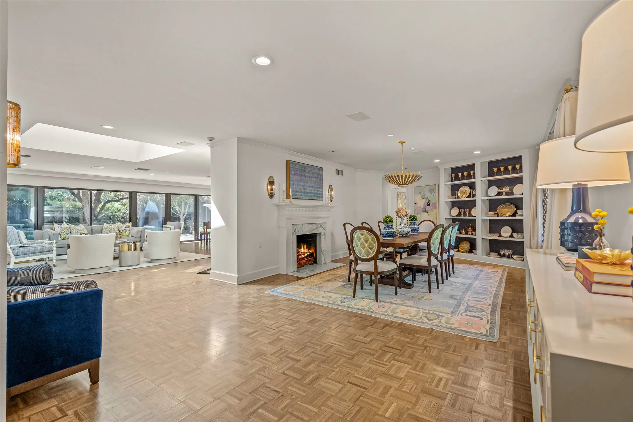 Single Family Residence For Sale in Tarrant County , 5849 Merrymount Road, Westover Hills, Texas 76107, 5 Bedroom, 5 Bathroom, Garage spaces, 5,929 Sqft, built in 1950, mls#21370023, Real Estate Agent in Westover Hills, Homes For Sale in Tarrant county, Homes For Sale in Westover Hills, Realtor in Westover Hills Texas, Real Estate Brokerage Independent Realty Texas, Luminita Cordes Realtor