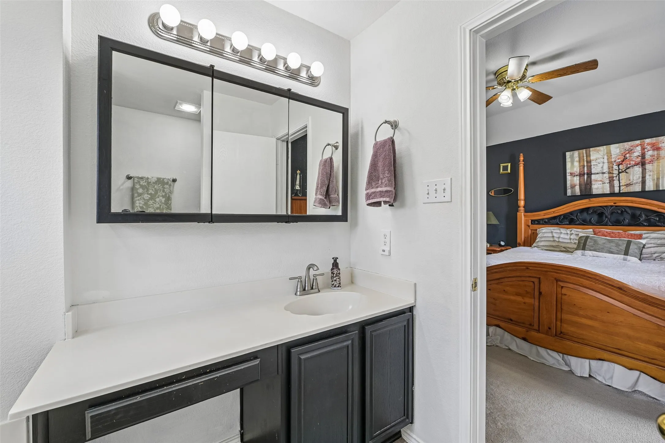 Single Family Residence For Sale in Dallas County , 3209 Welch Lane, Sachse, Texas 75048, 3 Bedroom, 2 Bathroom, 2 Garage spaces, 1,526 Sqft, built in 1998, mls#21363875, Real Estate Agent in Sachse, Homes For Sale in Dallas county, Homes For Sale in Sachse, Realtor in Sachse Texas, Real Estate Brokerage Independent Realty Texas, Luminita Cordes Realtor