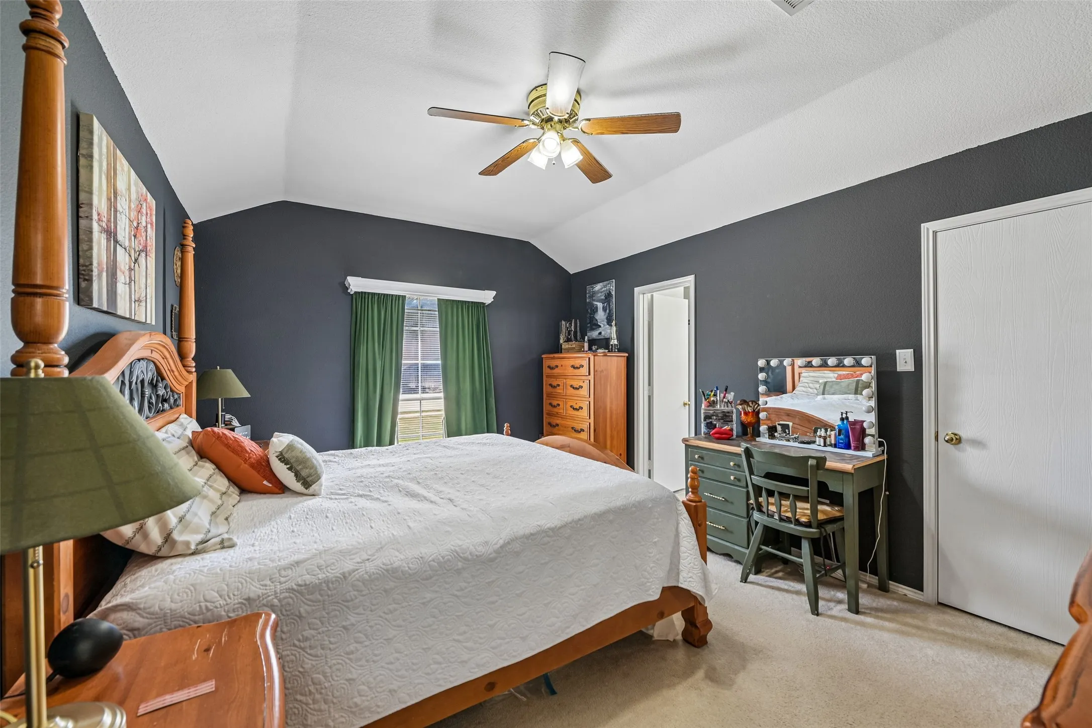 Single Family Residence For Sale in Dallas County , 3209 Welch Lane, Sachse, Texas 75048, 3 Bedroom, 2 Bathroom, 2 Garage spaces, 1,526 Sqft, built in 1998, mls#21363875, Real Estate Agent in Sachse, Homes For Sale in Dallas county, Homes For Sale in Sachse, Realtor in Sachse Texas, Real Estate Brokerage Independent Realty Texas, Luminita Cordes Realtor