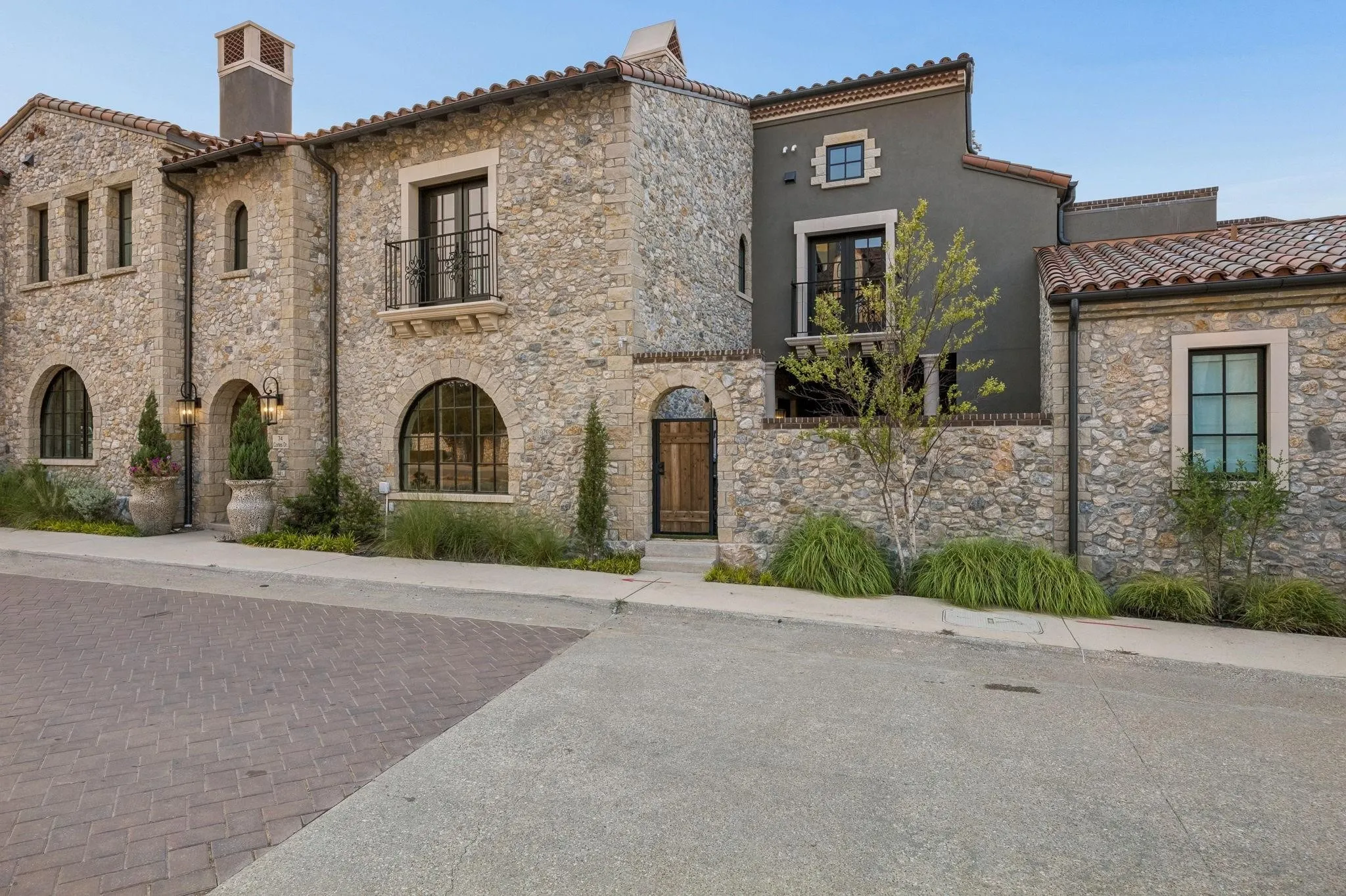 Townhouse For Rent in Tarrant County , 74 Cortes Drive, Westlake, Texas 76262, 4 Bedroom, 5 Bathroom, 2 Garage spaces, 3,550 Sqft, built in 2023, mls#21370244, Real Estate Agent in Westlake, Homes For Rent in Tarrant county, Homes For Rent in Westlake, Realtor in Westlake Texas, Real Estate Brokerage Independent Realty Texas, Luminita Cordes Realtor