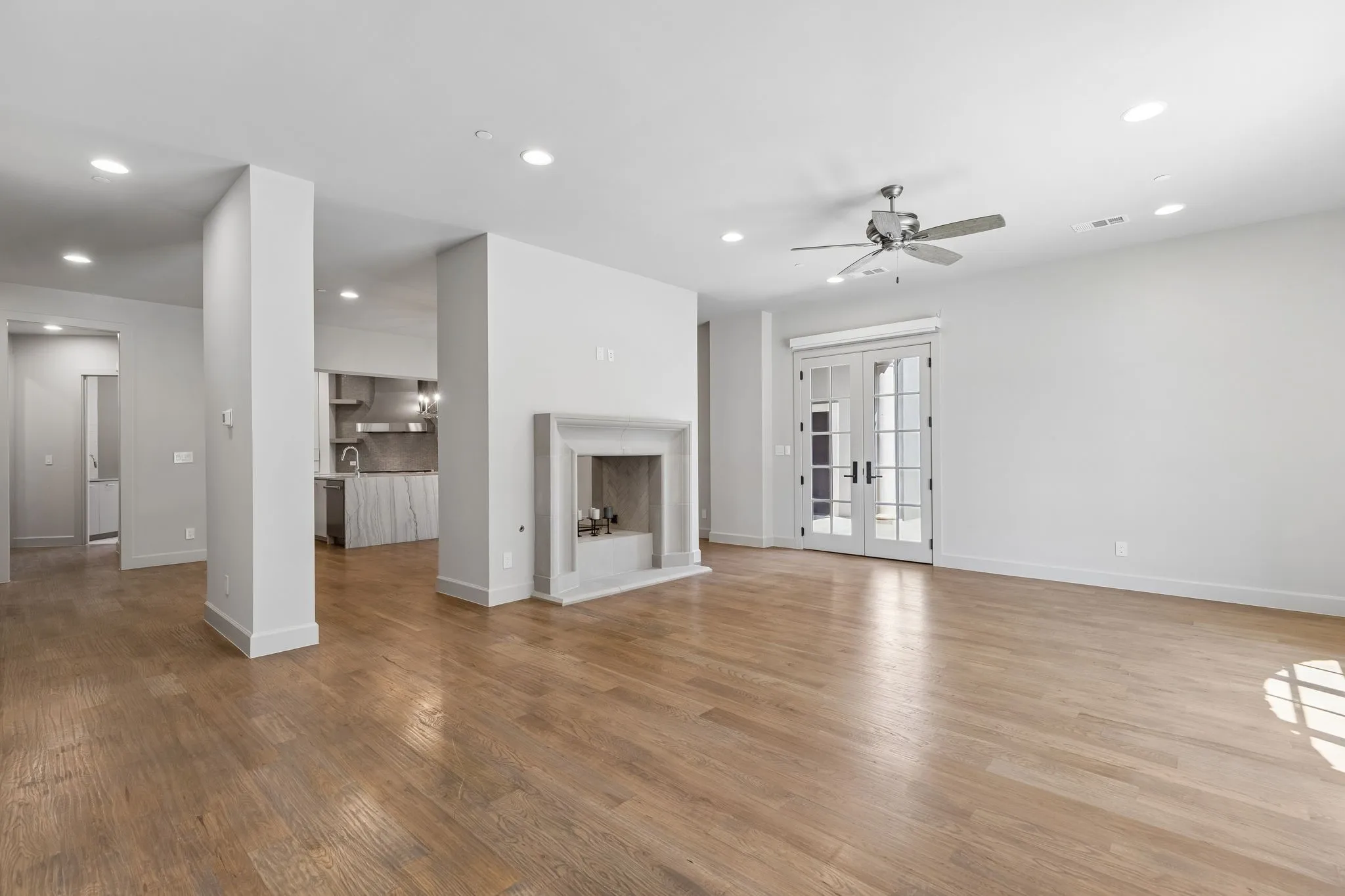 Townhouse For Rent in Tarrant County , 74 Cortes Drive, Westlake, Texas 76262, 4 Bedroom, 5 Bathroom, 2 Garage spaces, 3,550 Sqft, built in 2023, mls#21370244, Real Estate Agent in Westlake, Homes For Rent in Tarrant county, Homes For Rent in Westlake, Realtor in Westlake Texas, Real Estate Brokerage Independent Realty Texas, Luminita Cordes Realtor