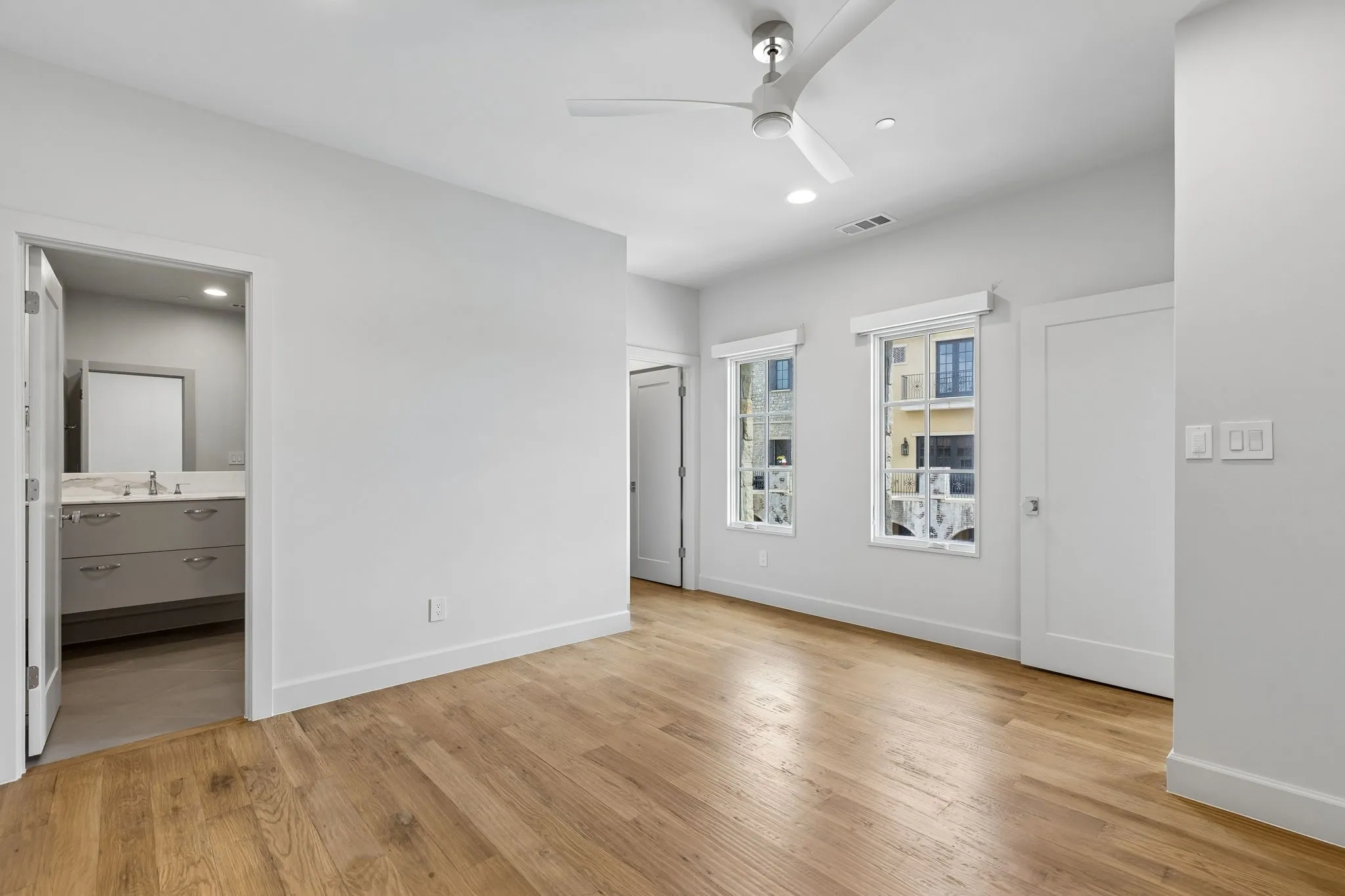 Townhouse For Rent in Tarrant County , 76 Cortes Drive, Westlake, Texas 76262, 3 Bedroom, 4 Bathroom, 2 Garage spaces, 3,107 Sqft, built in 2023, mls#21370258, Real Estate Agent in Westlake, Homes For Rent in Tarrant county, Homes For Rent in Westlake, Realtor in Westlake Texas, Real Estate Brokerage Independent Realty Texas, Luminita Cordes Realtor