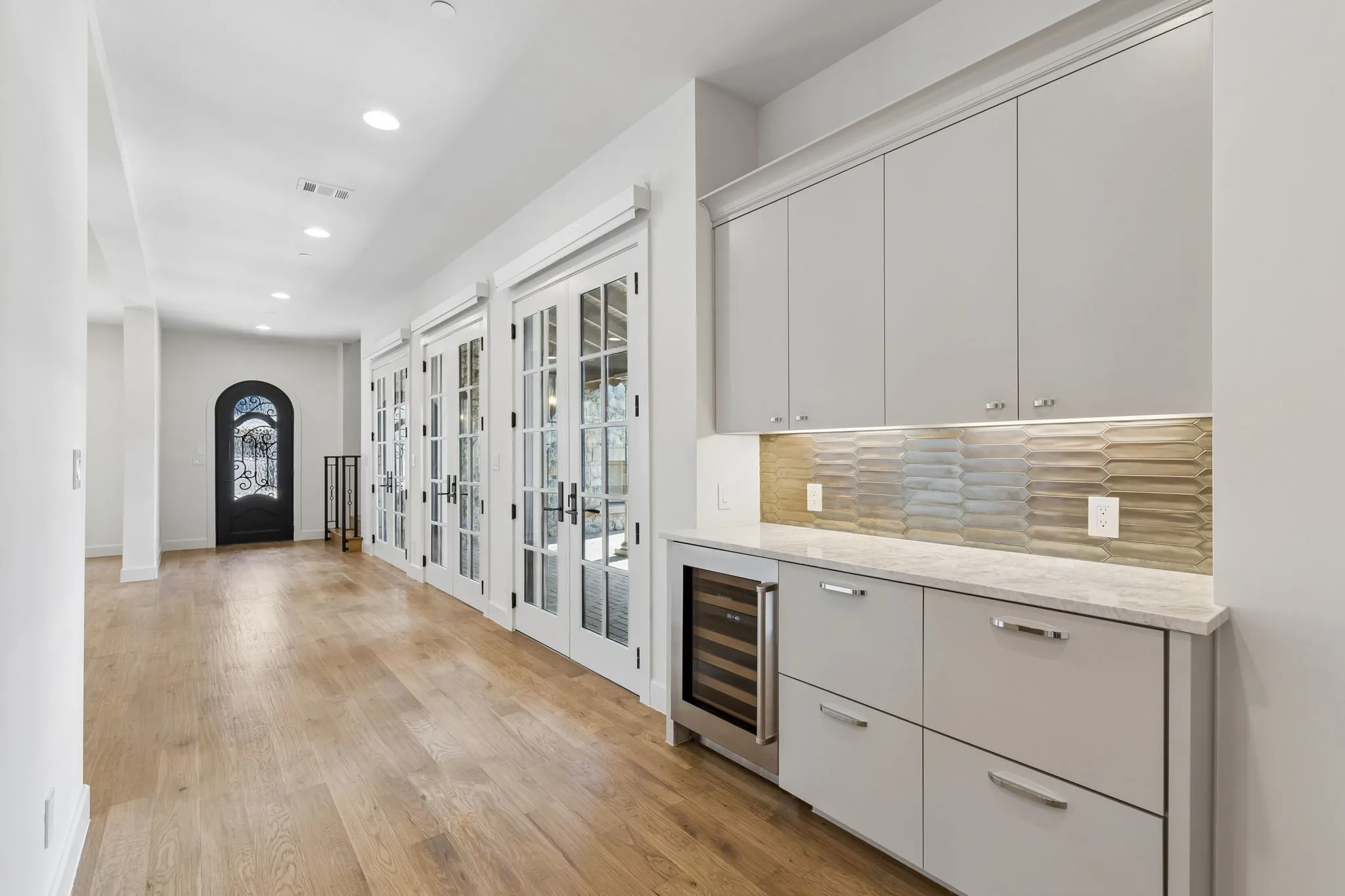 Townhouse For Rent in Tarrant County , 76 Cortes Drive, Westlake, Texas 76262, 3 Bedroom, 4 Bathroom, 2 Garage spaces, 3,107 Sqft, built in 2023, mls#21370258, Real Estate Agent in Westlake, Homes For Rent in Tarrant county, Homes For Rent in Westlake, Realtor in Westlake Texas, Real Estate Brokerage Independent Realty Texas, Luminita Cordes Realtor