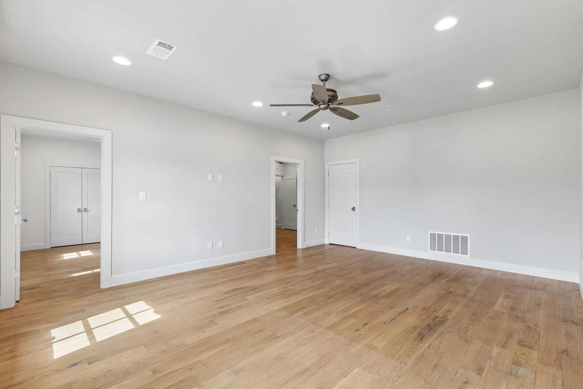 Townhouse For Rent in Tarrant County , 76 Cortes Drive, Westlake, Texas 76262, 3 Bedroom, 4 Bathroom, 2 Garage spaces, 3,107 Sqft, built in 2023, mls#21370258, Real Estate Agent in Westlake, Homes For Rent in Tarrant county, Homes For Rent in Westlake, Realtor in Westlake Texas, Real Estate Brokerage Independent Realty Texas, Luminita Cordes Realtor