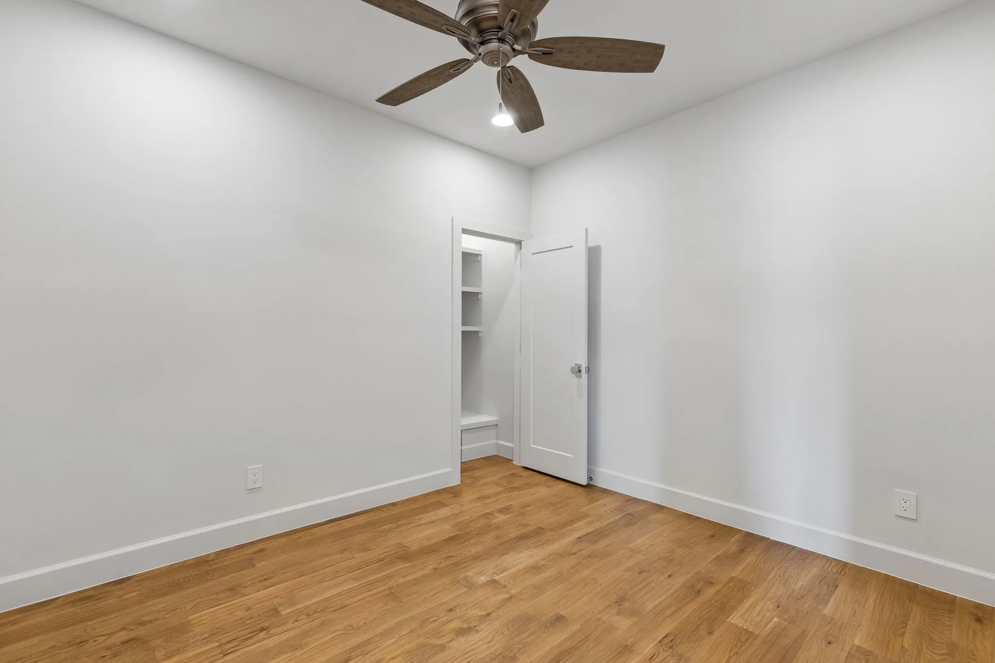 Townhouse For Rent in Tarrant County , 76 Cortes Drive, Westlake, Texas 76262, 3 Bedroom, 4 Bathroom, 2 Garage spaces, 3,107 Sqft, built in 2023, mls#21370258, Real Estate Agent in Westlake, Homes For Rent in Tarrant county, Homes For Rent in Westlake, Realtor in Westlake Texas, Real Estate Brokerage Independent Realty Texas, Luminita Cordes Realtor