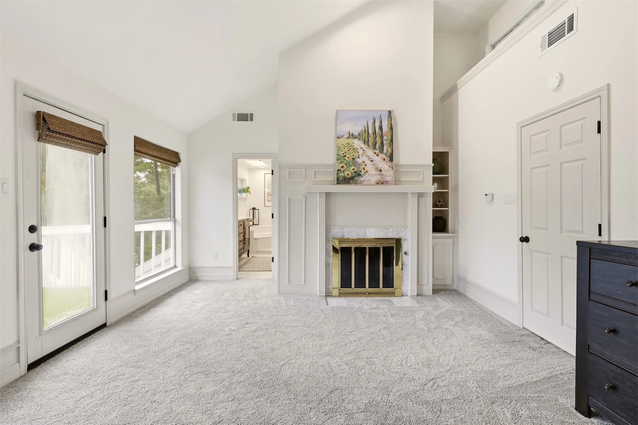 Single Family Residence For Sale in Rockwall County , 1613 Bay Crest Trail, Heath, Texas 75032, 4 Bedroom, 4 Bathroom, 2 Garage spaces, 3,041 Sqft, built in 1987, mls#21368728, Real Estate Agent in Heath, Homes For Sale in Rockwall county, Homes For Sale in Heath, Realtor in Heath Texas, Real Estate Brokerage Independent Realty Texas, Luminita Cordes Realtor