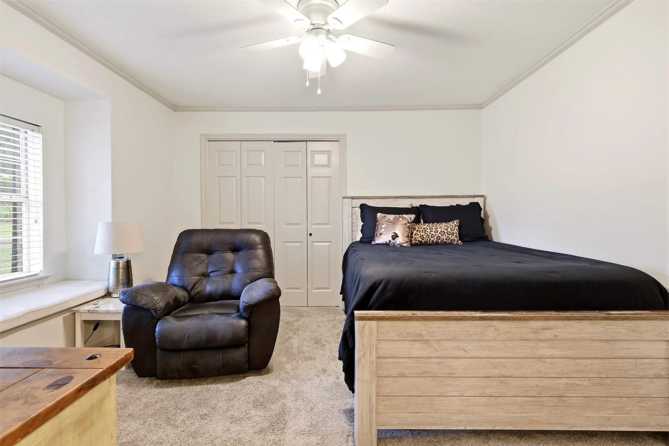 Single Family Residence For Sale in Rockwall County , 1613 Bay Crest Trail, Heath, Texas 75032, 4 Bedroom, 4 Bathroom, 2 Garage spaces, 3,041 Sqft, built in 1987, mls#21368728, Real Estate Agent in Heath, Homes For Sale in Rockwall county, Homes For Sale in Heath, Realtor in Heath Texas, Real Estate Brokerage Independent Realty Texas, Luminita Cordes Realtor