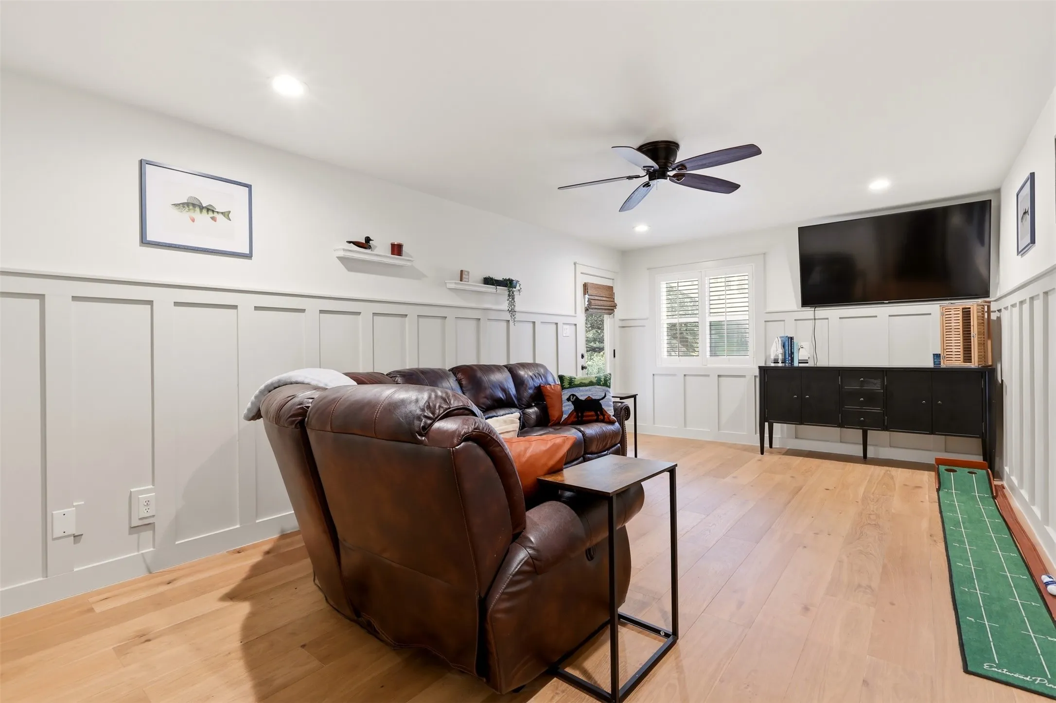 Single Family Residence For Sale in Rockwall County , 1613 Bay Crest Trail, Heath, Texas 75032, 4 Bedroom, 4 Bathroom, 2 Garage spaces, 3,041 Sqft, built in 1987, mls#21368728, Real Estate Agent in Heath, Homes For Sale in Rockwall county, Homes For Sale in Heath, Realtor in Heath Texas, Real Estate Brokerage Independent Realty Texas, Luminita Cordes Realtor
