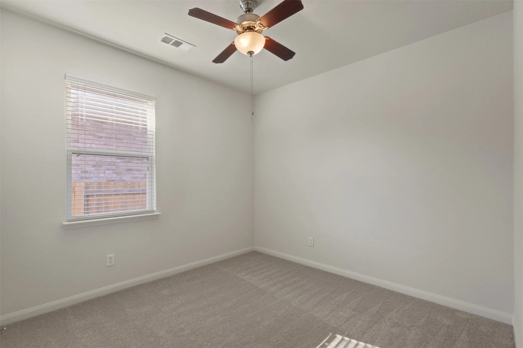 Single Family Residence For Sale in Collin County , 1205 Juniper Drive, Princeton, Texas 75407, 3 Bedroom, 2 Bathroom, 2 Garage spaces, 1,619 Sqft, built in 2017, mls#21370366, Real Estate Agent in Princeton, Homes For Sale in Collin county, Homes For Sale in Princeton, Realtor in Princeton Texas, Real Estate Brokerage Independent Realty Texas, Luminita Cordes Realtor