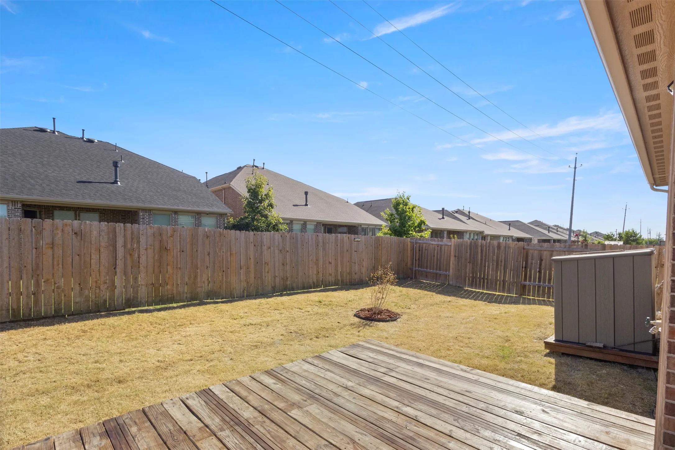 Single Family Residence For Sale in Collin County , 1205 Juniper Drive, Princeton, Texas 75407, 3 Bedroom, 2 Bathroom, 2 Garage spaces, 1,619 Sqft, built in 2017, mls#21370366, Real Estate Agent in Princeton, Homes For Sale in Collin county, Homes For Sale in Princeton, Realtor in Princeton Texas, Real Estate Brokerage Independent Realty Texas, Luminita Cordes Realtor