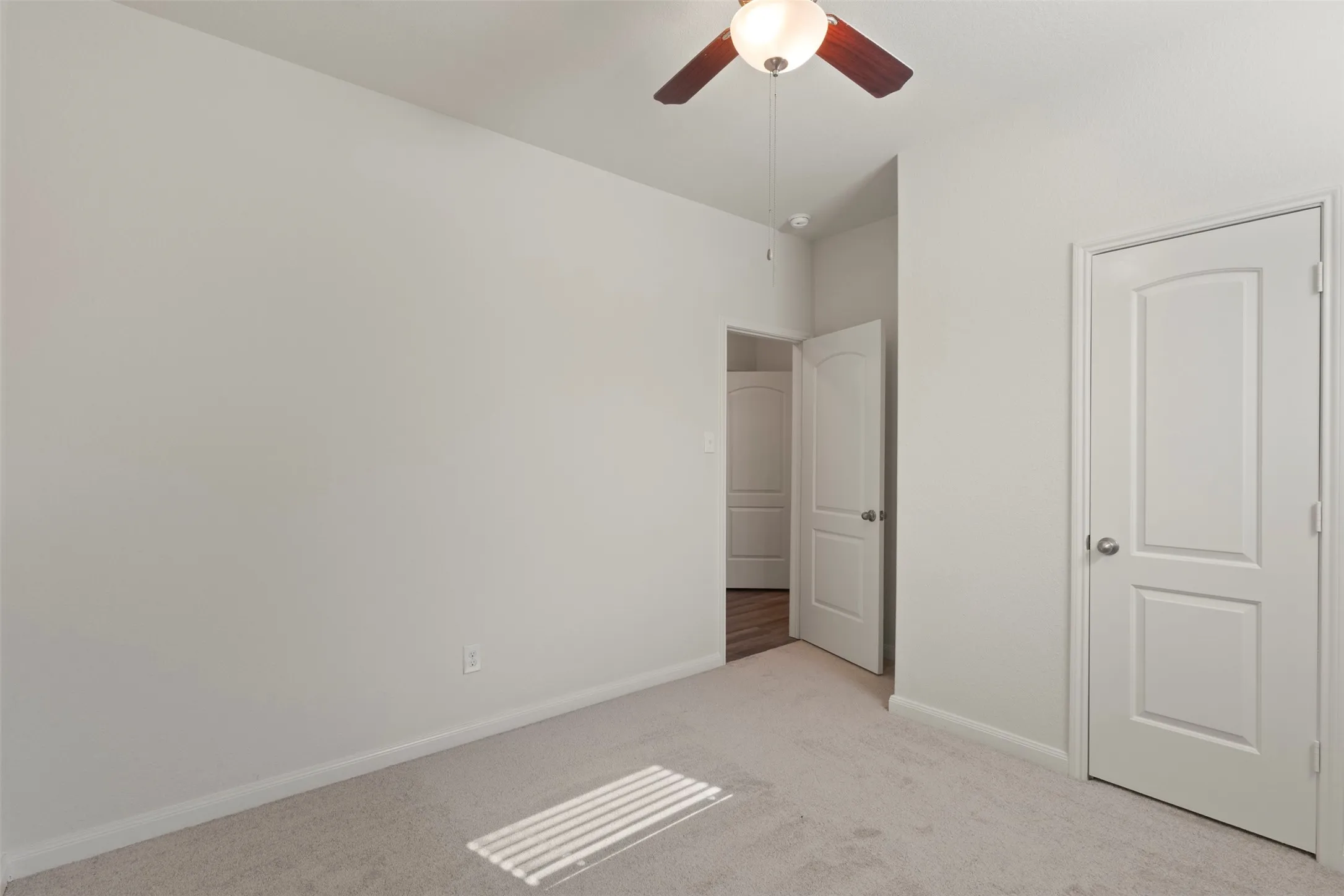 Single Family Residence For Sale in Collin County , 1205 Juniper Drive, Princeton, Texas 75407, 3 Bedroom, 2 Bathroom, 2 Garage spaces, 1,619 Sqft, built in 2017, mls#21370366, Real Estate Agent in Princeton, Homes For Sale in Collin county, Homes For Sale in Princeton, Realtor in Princeton Texas, Real Estate Brokerage Independent Realty Texas, Luminita Cordes Realtor