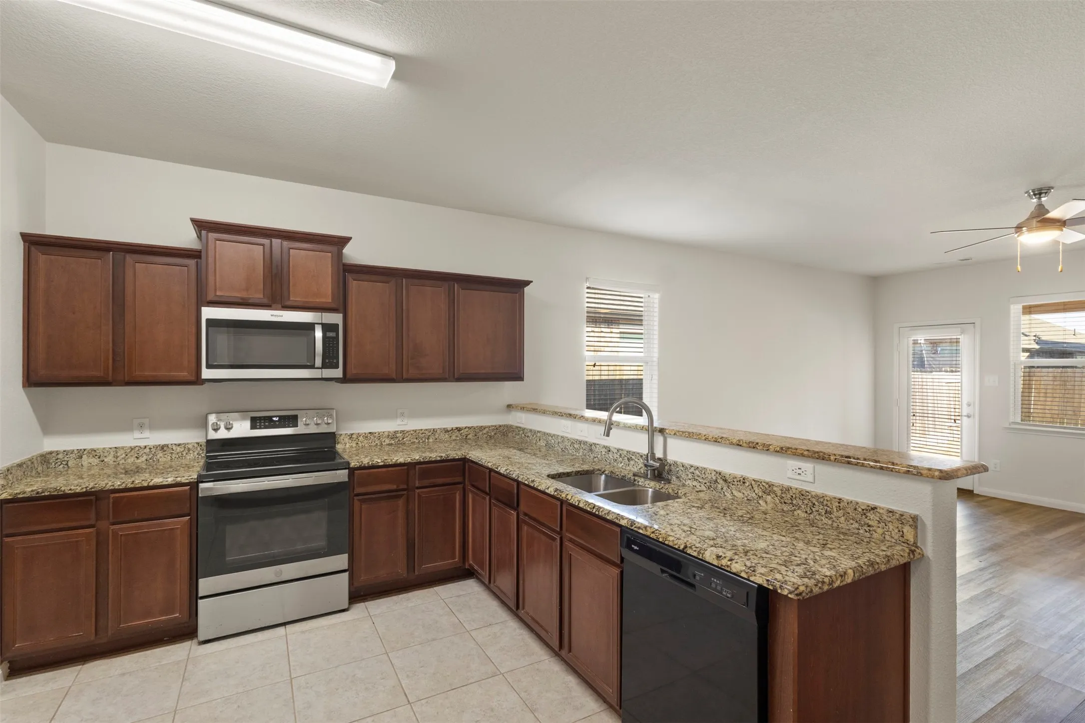Single Family Residence For Sale in Collin County , 1205 Juniper Drive, Princeton, Texas 75407, 3 Bedroom, 2 Bathroom, 2 Garage spaces, 1,619 Sqft, built in 2017, mls#21370366, Real Estate Agent in Princeton, Homes For Sale in Collin county, Homes For Sale in Princeton, Realtor in Princeton Texas, Real Estate Brokerage Independent Realty Texas, Luminita Cordes Realtor