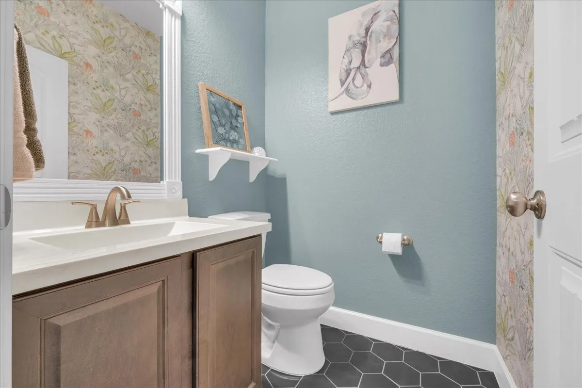Single Family Residence For Sale in Denton County , 5504 Wharfside Place, Denton, Texas 76208, 4 Bedroom, 3 Bathroom, 2 Garage spaces, 3,145 Sqft, built in 2018, mls#21361301, Real Estate Agent in Denton, Homes For Sale in Denton county, Homes For Sale in Denton, Realtor in Denton Texas, Real Estate Brokerage Independent Realty Texas, Luminita Cordes Realtor