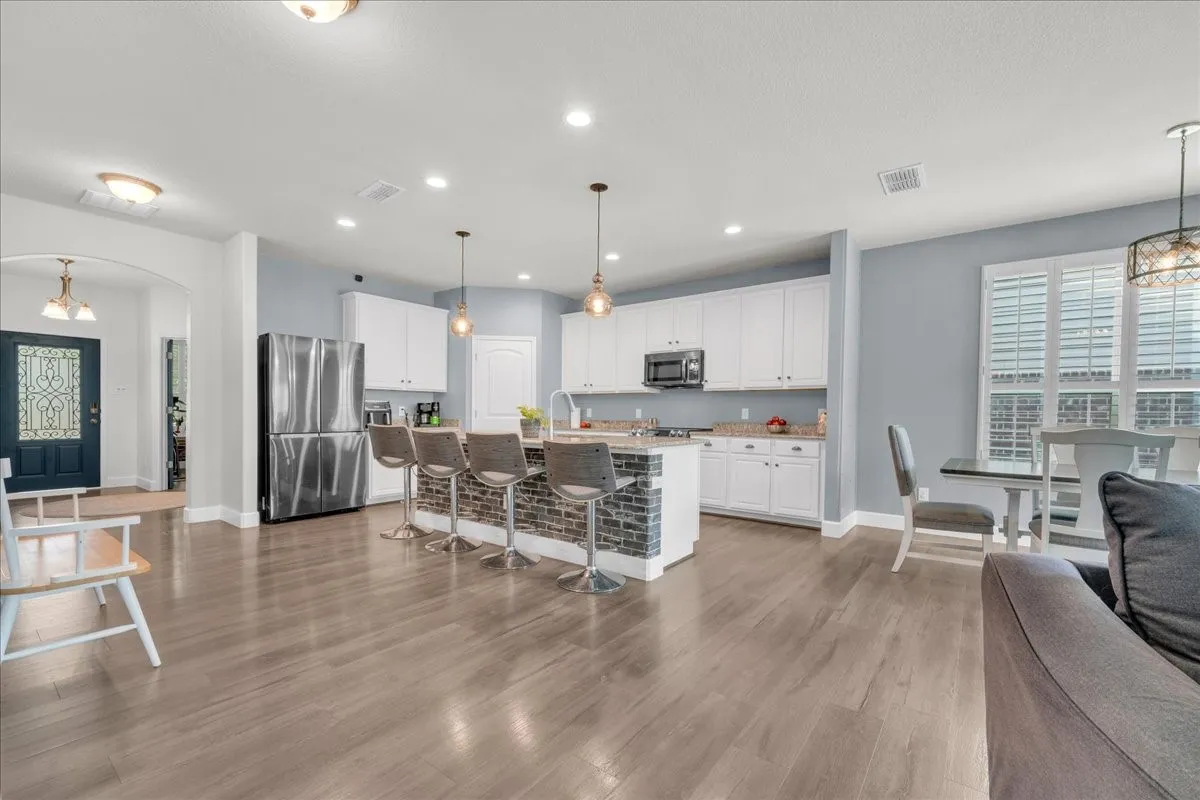 Single Family Residence For Sale in Denton County , 5504 Wharfside Place, Denton, Texas 76208, 4 Bedroom, 3 Bathroom, 2 Garage spaces, 3,145 Sqft, built in 2018, mls#21361301, Real Estate Agent in Denton, Homes For Sale in Denton county, Homes For Sale in Denton, Realtor in Denton Texas, Real Estate Brokerage Independent Realty Texas, Luminita Cordes Realtor