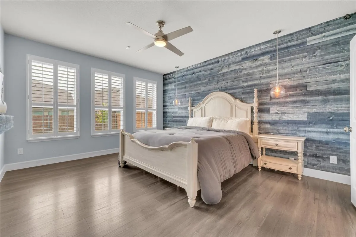 Single Family Residence For Sale in Denton County , 5504 Wharfside Place, Denton, Texas 76208, 4 Bedroom, 3 Bathroom, 2 Garage spaces, 3,145 Sqft, built in 2018, mls#21361301, Real Estate Agent in Denton, Homes For Sale in Denton county, Homes For Sale in Denton, Realtor in Denton Texas, Real Estate Brokerage Independent Realty Texas, Luminita Cordes Realtor