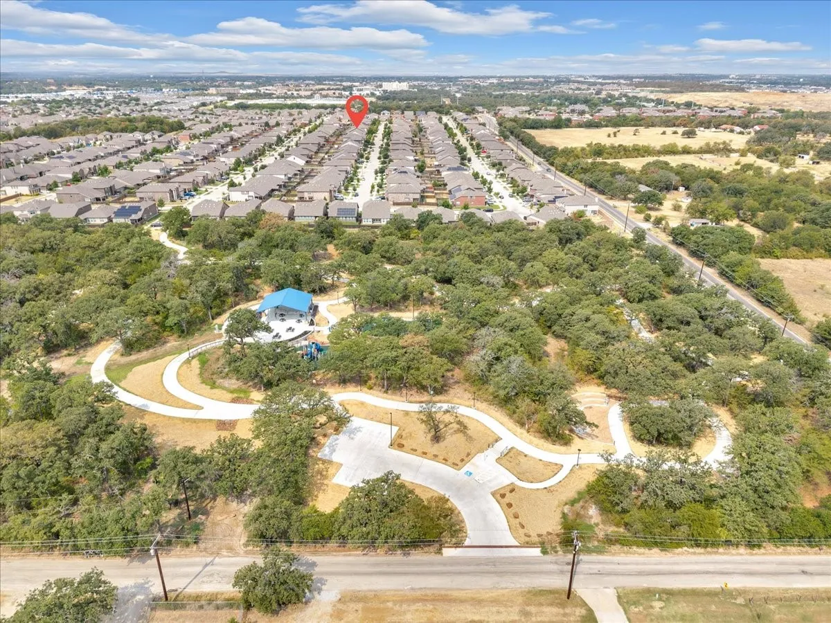 Single Family Residence For Sale in Denton County , 5504 Wharfside Place, Denton, Texas 76208, 4 Bedroom, 3 Bathroom, 2 Garage spaces, 3,145 Sqft, built in 2018, mls#21361301, Real Estate Agent in Denton, Homes For Sale in Denton county, Homes For Sale in Denton, Realtor in Denton Texas, Real Estate Brokerage Independent Realty Texas, Luminita Cordes Realtor