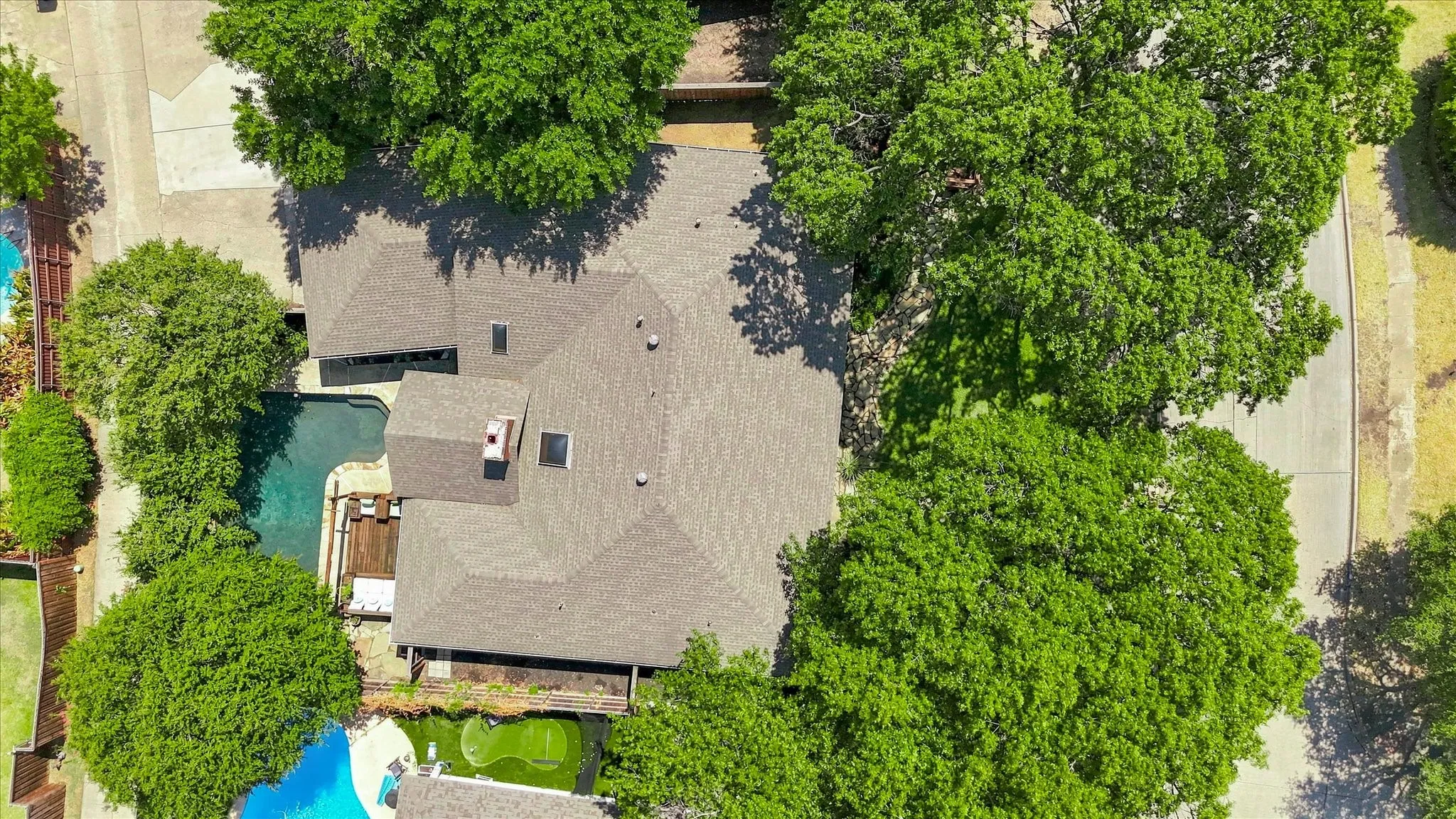 Single Family Residence For Sale in Collin County , 2525 Eucalyptus Drive, Plano, Texas 75075, 4 Bedroom, 4 Bathroom, 2 Garage spaces, 2,852 Sqft, built in 1972, mls#21369338, Real Estate Agent in Plano, Homes For Sale in Collin county, Homes For Sale in Plano, Realtor in Plano Texas, Real Estate Brokerage Independent Realty Texas, Luminita Cordes Realtor