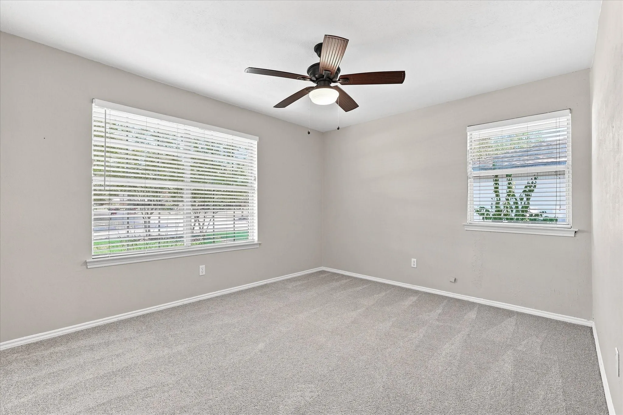 Single Family Residence For Sale in Collin County , 2525 Eucalyptus Drive, Plano, Texas 75075, 4 Bedroom, 4 Bathroom, 2 Garage spaces, 2,852 Sqft, built in 1972, mls#21369338, Real Estate Agent in Plano, Homes For Sale in Collin county, Homes For Sale in Plano, Realtor in Plano Texas, Real Estate Brokerage Independent Realty Texas, Luminita Cordes Realtor