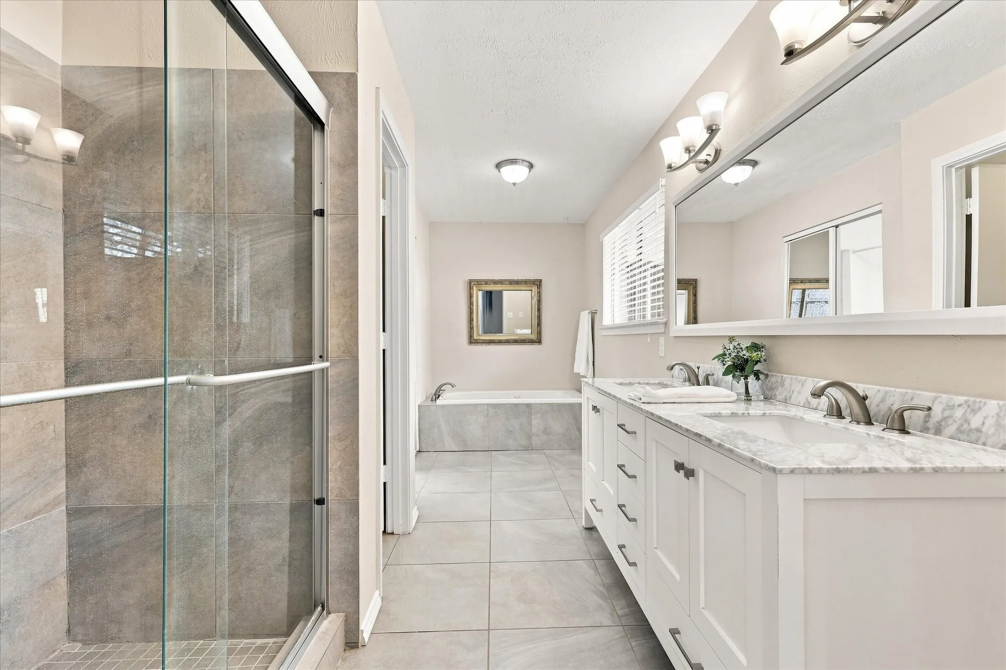 Single Family Residence For Sale in Collin County , 2525 Eucalyptus Drive, Plano, Texas 75075, 4 Bedroom, 4 Bathroom, 2 Garage spaces, 2,852 Sqft, built in 1972, mls#21369338, Real Estate Agent in Plano, Homes For Sale in Collin county, Homes For Sale in Plano, Realtor in Plano Texas, Real Estate Brokerage Independent Realty Texas, Luminita Cordes Realtor
