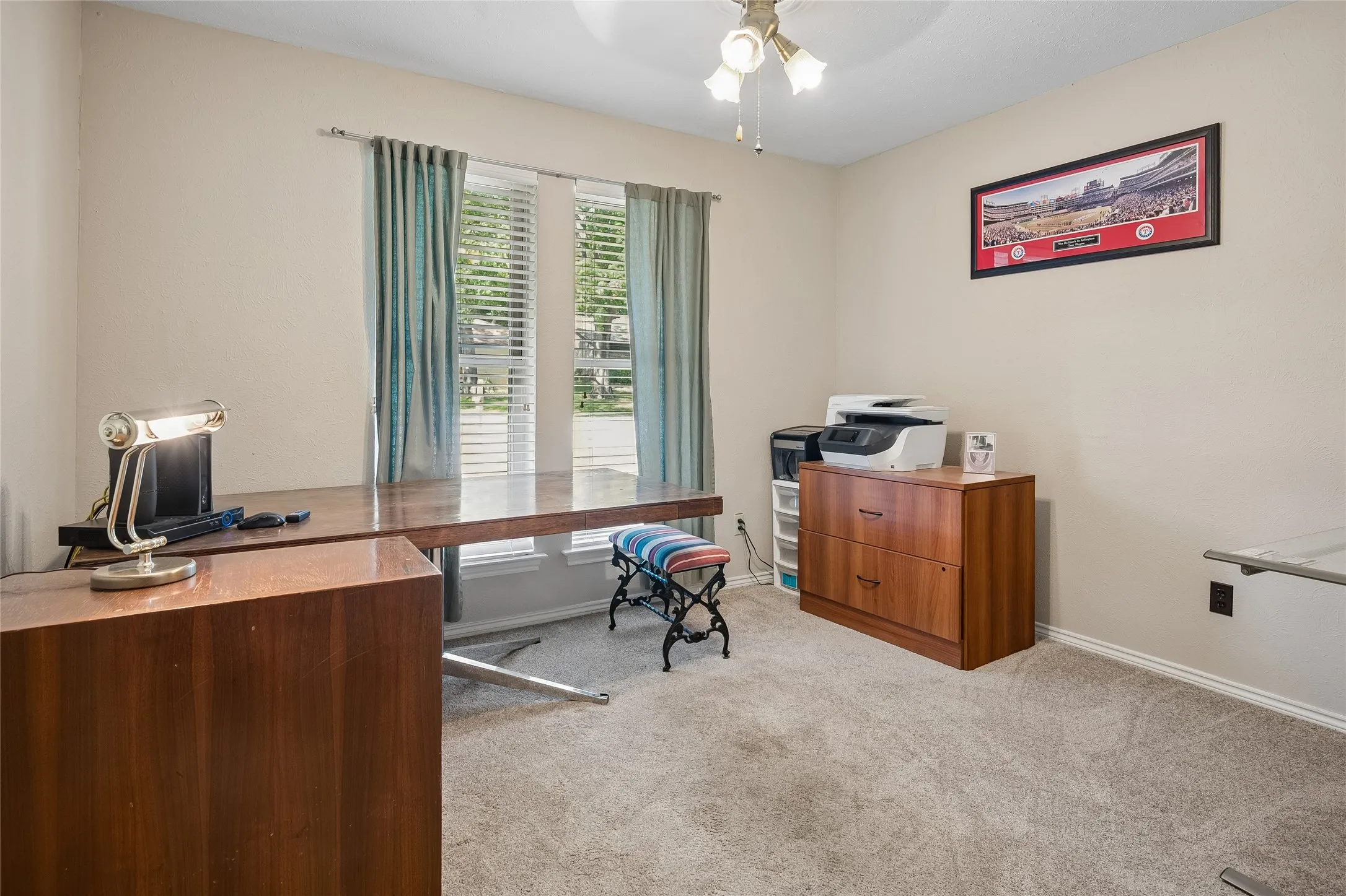 Single Family Residence For Sale in Denton County , 1105 Wood Creek Circle, Flower Mound, Texas 75028, 3 Bedroom, 2 Bathroom, 4 Garage spaces, 1,722 Sqft, built in 1976, mls#21369476, Real Estate Agent in Flower Mound, Homes For Sale in Denton county, Homes For Sale in Flower Mound, Realtor in Flower Mound Texas, Real Estate Brokerage Independent Realty Texas, Luminita Cordes Realtor