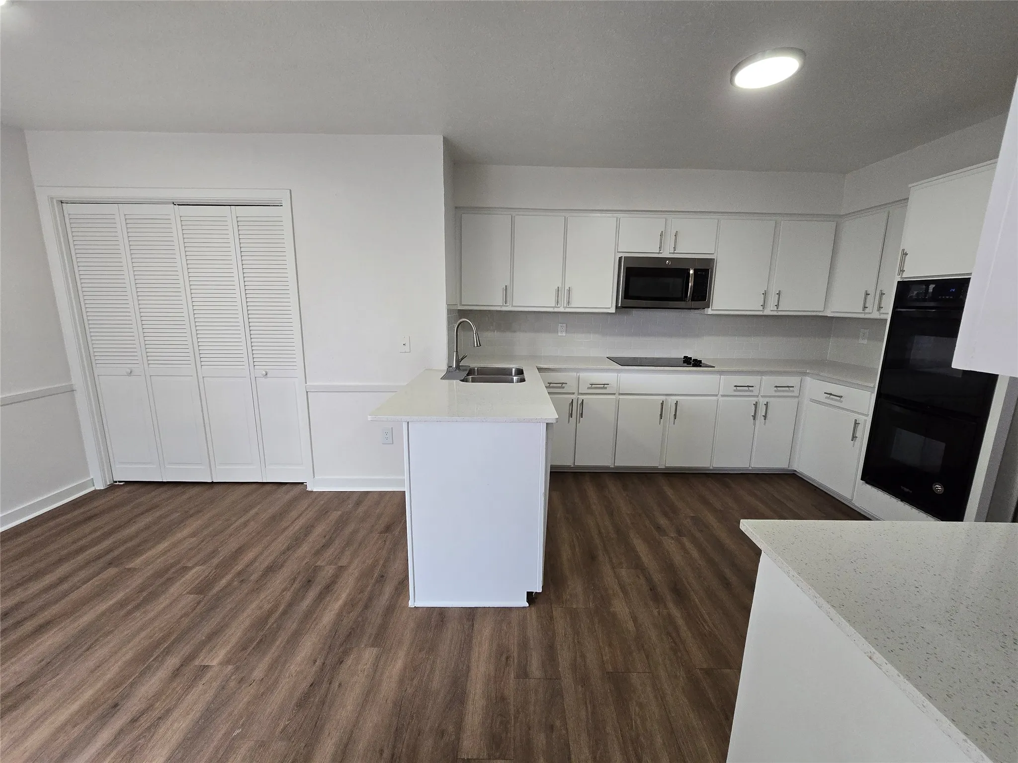 Duplex For Rent in Dallas County , 206 Trellis Place, Richardson, Texas 75081, 3 Bedroom, 2 Bathroom, 2 Garage spaces, 1,792 Sqft, built in 1974, mls#21369613, Real Estate Agent in Richardson, Homes For Rent in Dallas county, Homes For Rent in Richardson, Realtor in Richardson Texas, Real Estate Brokerage Independent Realty Texas, Luminita Cordes Realtor