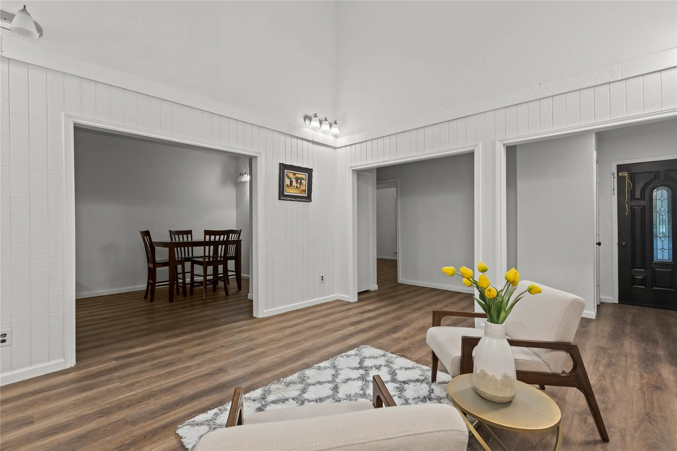 Single Family Residence For Rent in Dallas County , 211 Willowwood Place, Duncanville, Texas 75116, 4 Bedroom, 3 Bathroom, Garage spaces, 1,657 Sqft, built in 1978, mls#21370485, Real Estate Agent in Duncanville, Homes For Rent in Dallas county, Homes For Rent in Duncanville, Realtor in Duncanville Texas, Real Estate Brokerage Independent Realty Texas, Luminita Cordes Realtor