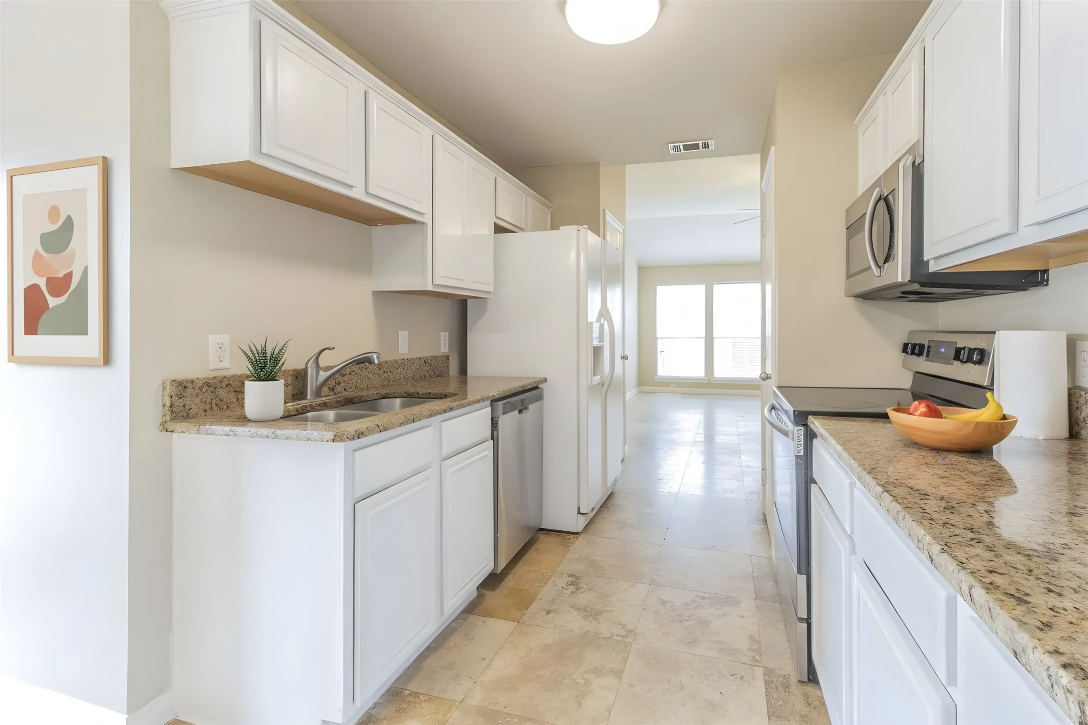Single Family Residence For Rent in Collin County , 1070 Mellanie Lane, Celina, Texas 75009, 3 Bedroom, 2 Bathroom, 2 Garage spaces, 1,261 Sqft, built in 2004, mls#21368358, Real Estate Agent in Celina, Homes For Rent in Collin county, Homes For Rent in Celina, Realtor in Celina Texas, Real Estate Brokerage Independent Realty Texas, Luminita Cordes Realtor