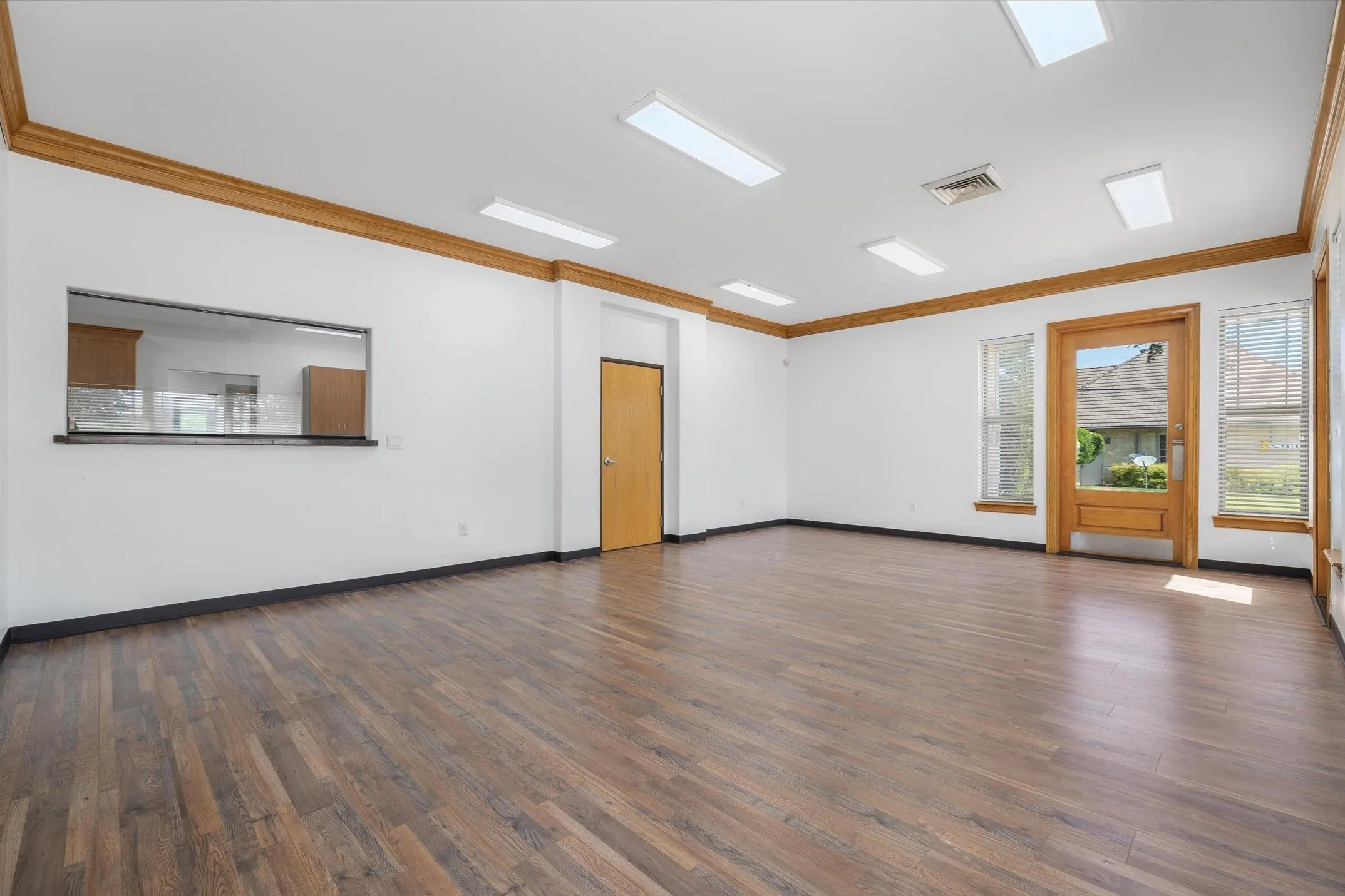 Office For Rent in Rockwall County , 3090 Ridge Road, Rockwall, Texas 75032, 0, 0, Garage spaces, 0 Sqft, built in 2002, mls#21363085, Real Estate Agent in Rockwall, Homes For Rent in Rockwall county, Homes For Rent in Rockwall, Realtor in Rockwall Texas, Real Estate Brokerage Independent Realty Texas, Luminita Cordes Realtor
