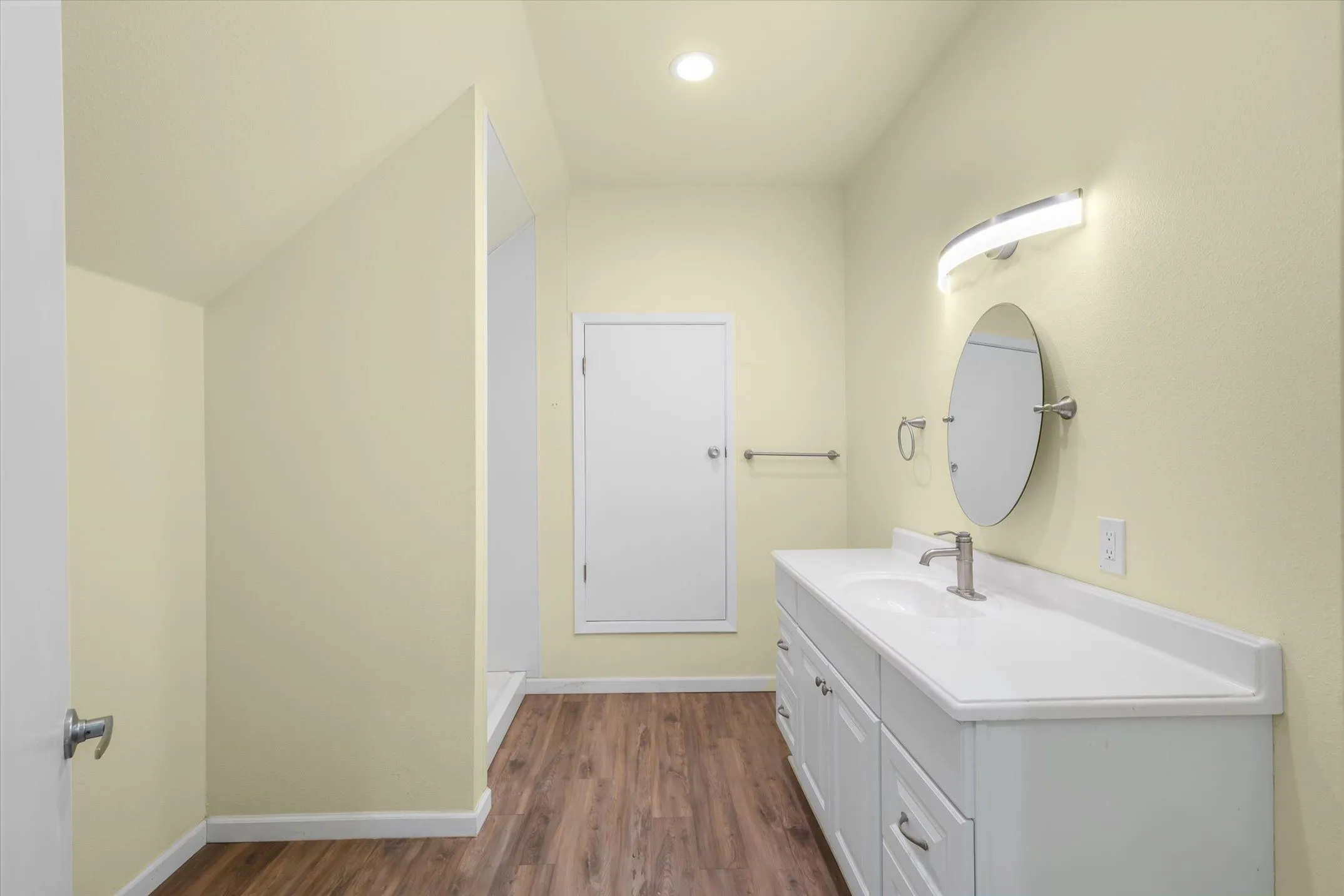 Office For Rent in Rockwall County , 3090 Ridge Road, Rockwall, Texas 75032, 0, 0, Garage spaces, 0 Sqft, built in 2002, mls#21363085, Real Estate Agent in Rockwall, Homes For Rent in Rockwall county, Homes For Rent in Rockwall, Realtor in Rockwall Texas, Real Estate Brokerage Independent Realty Texas, Luminita Cordes Realtor