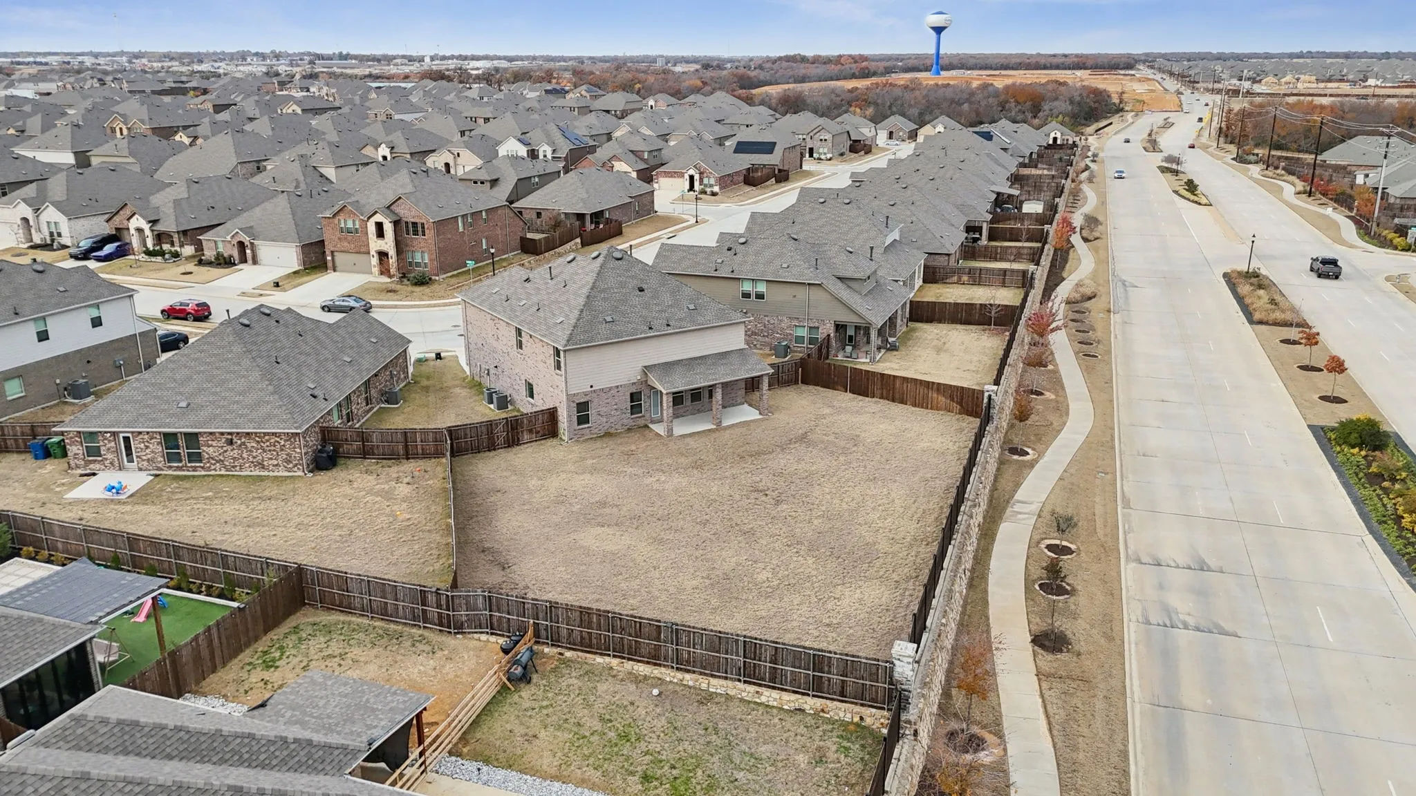 Single Family Residence For Rent in Denton County , 3400 Honey Hill Road, Aubrey, Texas 76227, 5 Bedroom, 4 Bathroom, 2 Garage spaces, 3,382 Sqft, built in 2023, mls#21370446, Real Estate Agent in Aubrey, Homes For Rent in Denton county, Homes For Rent in Aubrey, Realtor in Aubrey Texas, Real Estate Brokerage Independent Realty Texas, Luminita Cordes Realtor
