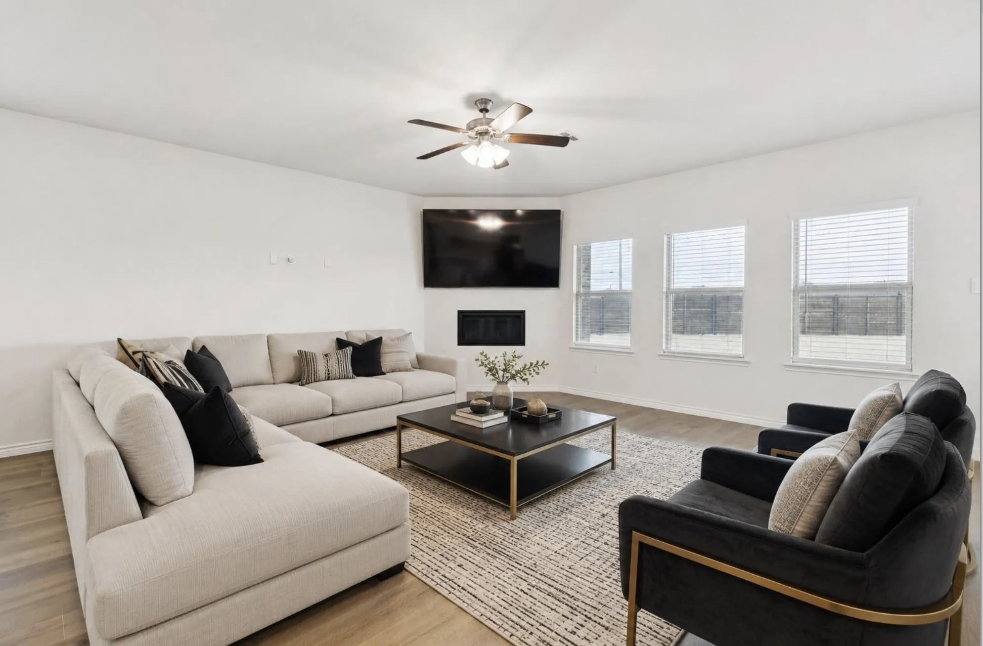 Single Family Residence For Rent in Denton County , 3400 Honey Hill Road, Aubrey, Texas 76227, 5 Bedroom, 4 Bathroom, 2 Garage spaces, 3,382 Sqft, built in 2023, mls#21370446, Real Estate Agent in Aubrey, Homes For Rent in Denton county, Homes For Rent in Aubrey, Realtor in Aubrey Texas, Real Estate Brokerage Independent Realty Texas, Luminita Cordes Realtor