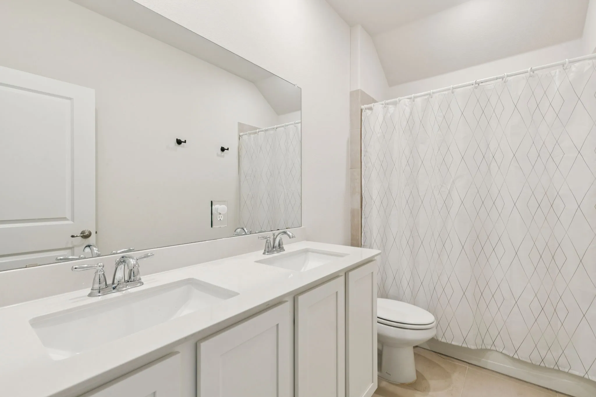 Single Family Residence For Rent in Denton County , 3400 Honey Hill Road, Aubrey, Texas 76227, 5 Bedroom, 4 Bathroom, 2 Garage spaces, 3,382 Sqft, built in 2023, mls#21370446, Real Estate Agent in Aubrey, Homes For Rent in Denton county, Homes For Rent in Aubrey, Realtor in Aubrey Texas, Real Estate Brokerage Independent Realty Texas, Luminita Cordes Realtor