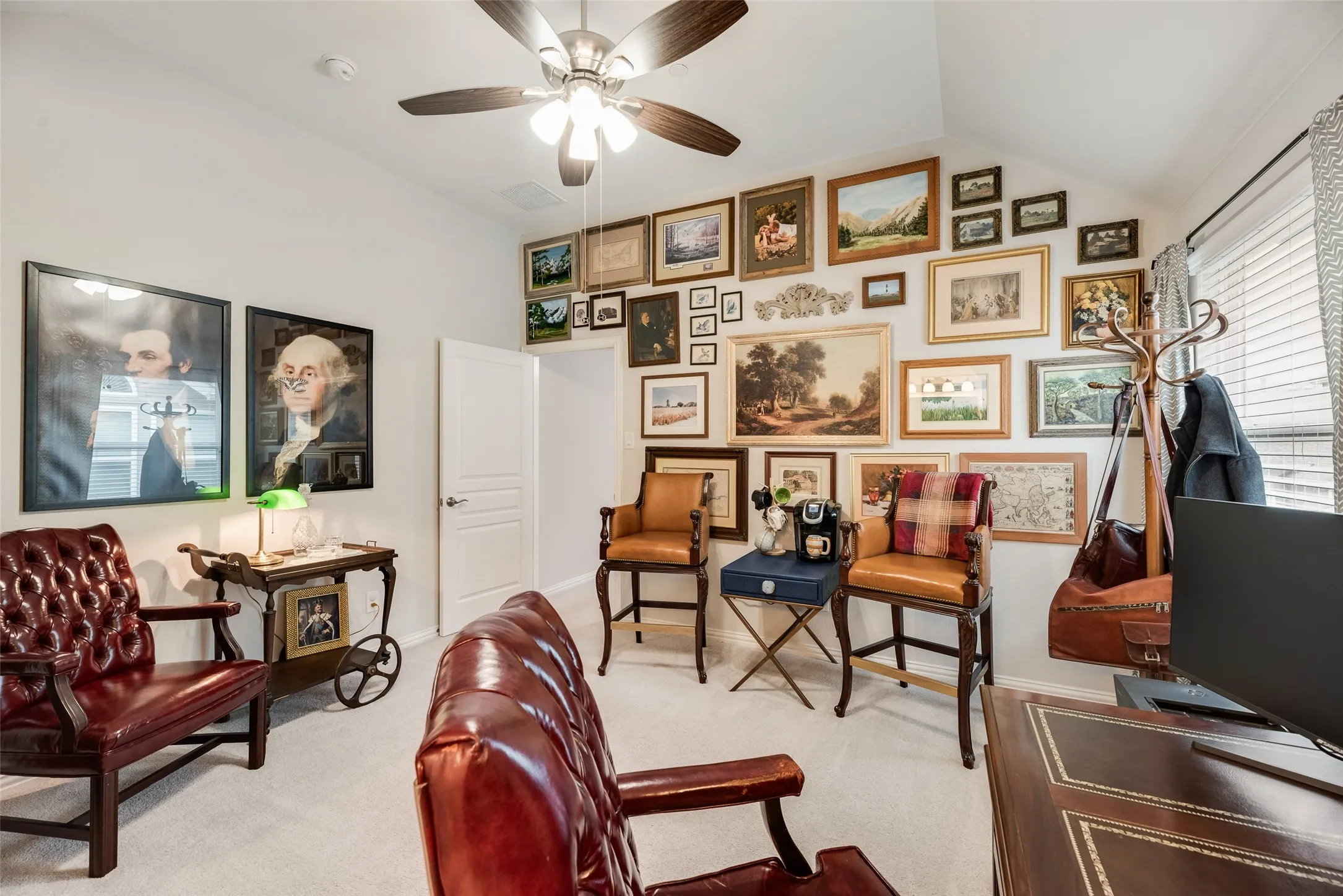 Single Family Residence For Sale in Denton County , 7624 Echo Hill Lane, Denton, Texas 76208, 4 Bedroom, 4 Bathroom, 3 Garage spaces, 3,140 Sqft, built in 2019, mls#21368892, Real Estate Agent in Denton, Homes For Sale in Denton county, Homes For Sale in Denton, Realtor in Denton Texas, Real Estate Brokerage Independent Realty Texas, Luminita Cordes Realtor