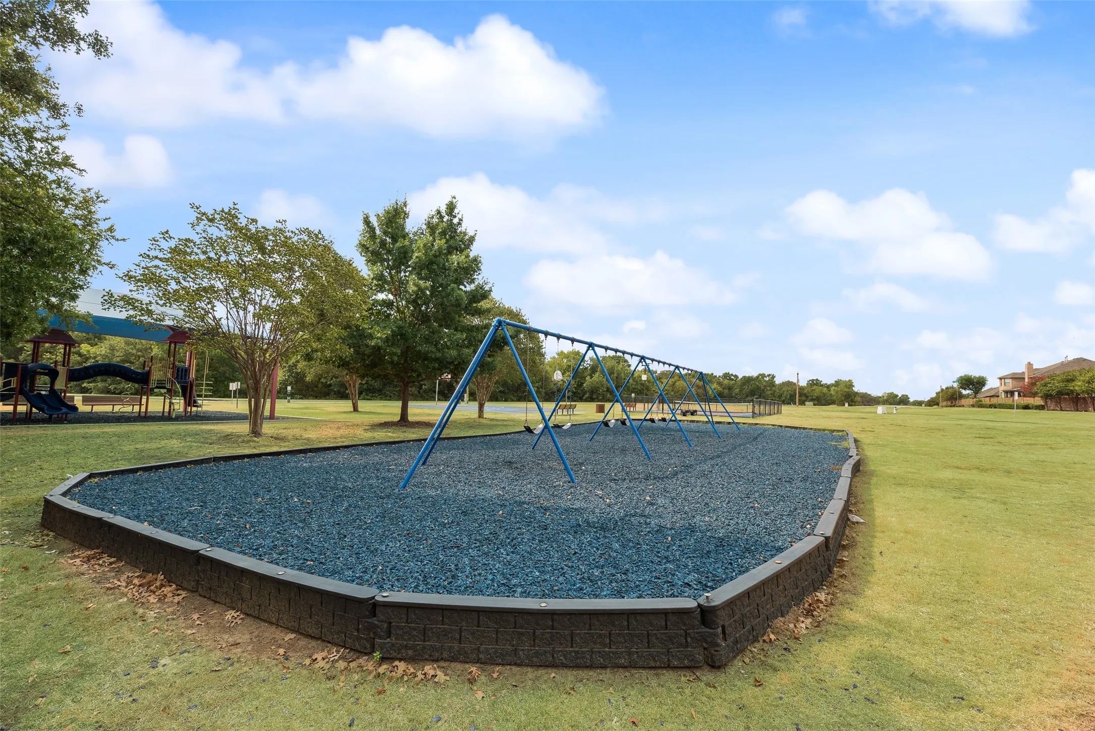 Single Family Residence For Sale in Denton County , 7624 Echo Hill Lane, Denton, Texas 76208, 4 Bedroom, 4 Bathroom, 3 Garage spaces, 3,140 Sqft, built in 2019, mls#21368892, Real Estate Agent in Denton, Homes For Sale in Denton county, Homes For Sale in Denton, Realtor in Denton Texas, Real Estate Brokerage Independent Realty Texas, Luminita Cordes Realtor