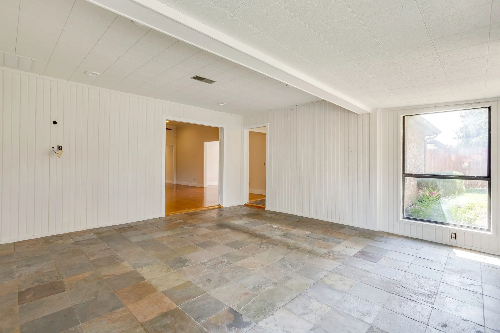 Heart of Keller with pool KHS 990 Oak Ridge Dr. Keller TX 76248 817-422-3322