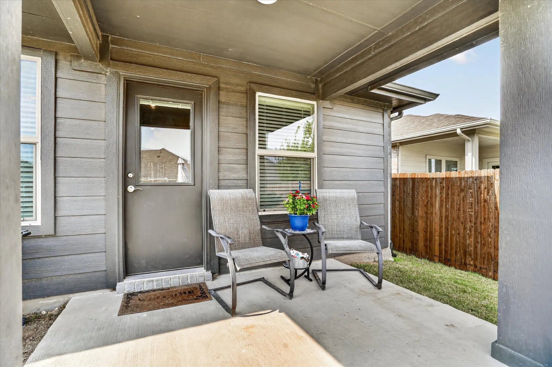 Single Family Residence For Sale in Tarrant County , 2413 Ponca Drive, Fort Worth, Texas 76179, 4 Bedroom, 3 Bathroom, 2 Garage spaces, 2,279 Sqft, built in 2022, mls#21369174, Real Estate Agent in Fort Worth, Homes For Sale in Tarrant county, Homes For Sale in Fort Worth, Realtor in Fort Worth Texas, Real Estate Brokerage Independent Realty Texas, Luminita Cordes Realtor