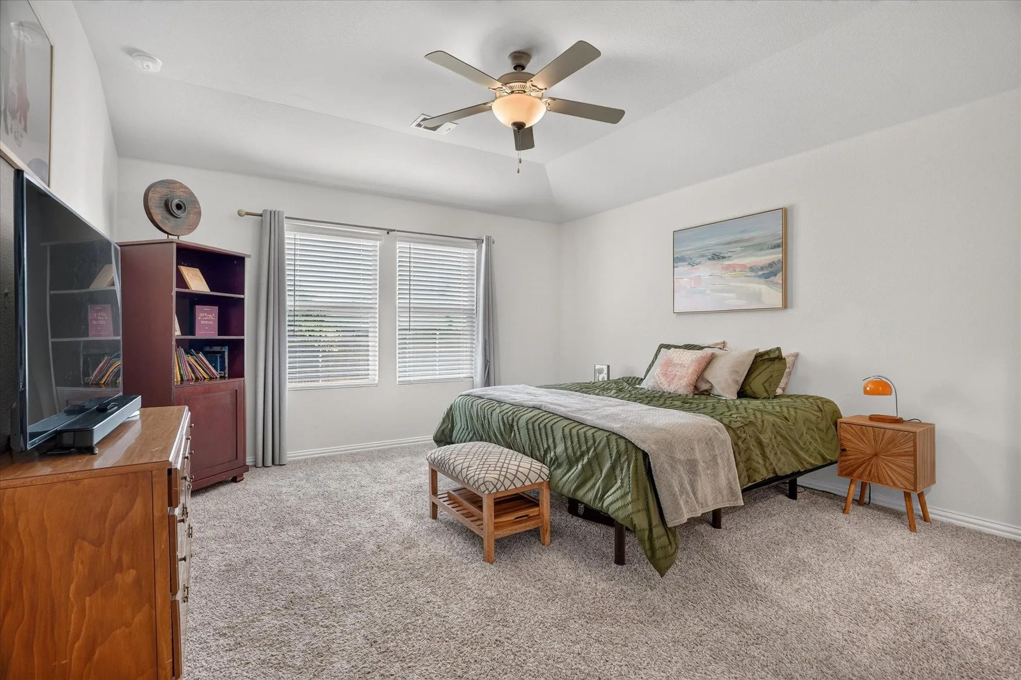 Single Family Residence For Sale in Tarrant County , 2413 Ponca Drive, Fort Worth, Texas 76179, 4 Bedroom, 3 Bathroom, 2 Garage spaces, 2,279 Sqft, built in 2022, mls#21369174, Real Estate Agent in Fort Worth, Homes For Sale in Tarrant county, Homes For Sale in Fort Worth, Realtor in Fort Worth Texas, Real Estate Brokerage Independent Realty Texas, Luminita Cordes Realtor