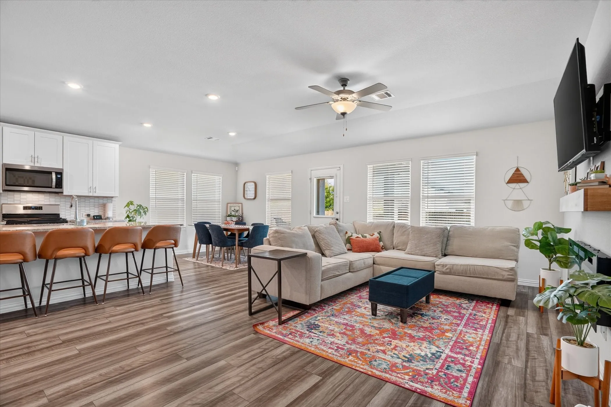 Single Family Residence For Sale in Tarrant County , 2413 Ponca Drive, Fort Worth, Texas 76179, 4 Bedroom, 3 Bathroom, 2 Garage spaces, 2,279 Sqft, built in 2022, mls#21369174, Real Estate Agent in Fort Worth, Homes For Sale in Tarrant county, Homes For Sale in Fort Worth, Realtor in Fort Worth Texas, Real Estate Brokerage Independent Realty Texas, Luminita Cordes Realtor