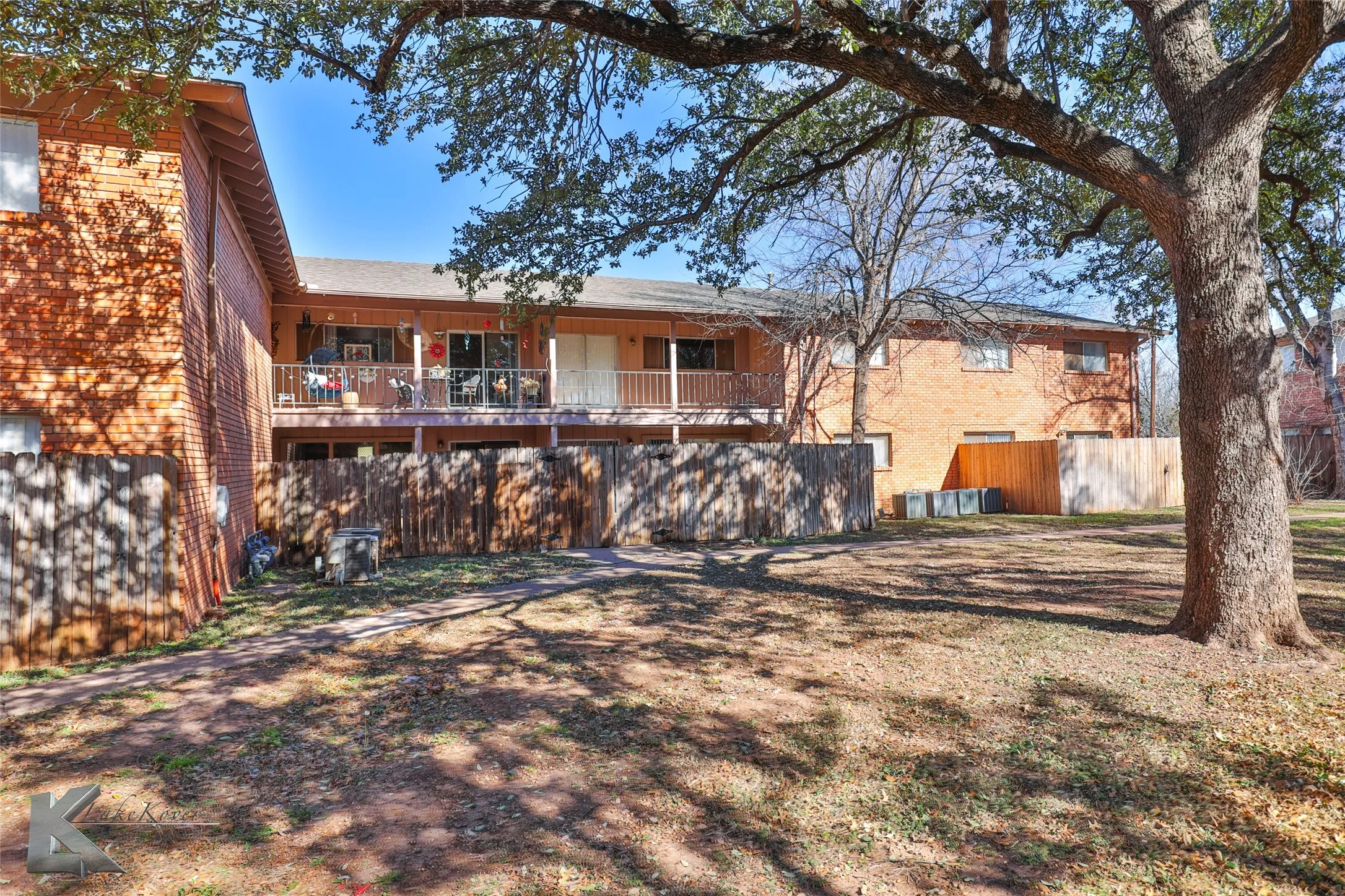Apartment For Sale in Taylor County , 2600 Ivanhoe Lane, Abilene, Texas 79605, 0, 0, Garage spaces, 0 Sqft, built in 1964, mls#21370516, Real Estate Agent in Abilene, Homes For Sale in Taylor county, Homes For Sale in Abilene, Realtor in Abilene Texas, Real Estate Brokerage Independent Realty Texas, Luminita Cordes Realtor