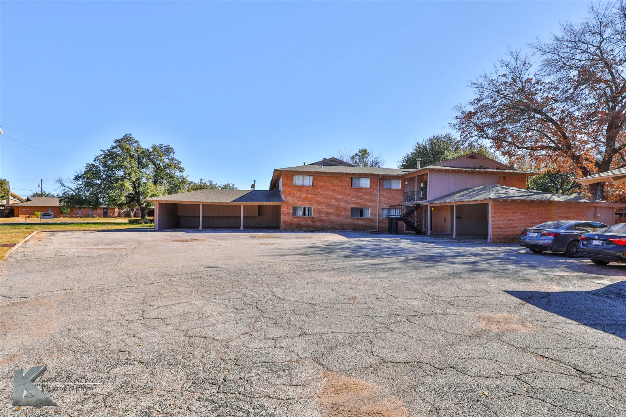 Apartment For Sale in Taylor County , 2600 Ivanhoe Lane, Abilene, Texas 79605, 0, 0, Garage spaces, 0 Sqft, built in 1964, mls#21370516, Real Estate Agent in Abilene, Homes For Sale in Taylor county, Homes For Sale in Abilene, Realtor in Abilene Texas, Real Estate Brokerage Independent Realty Texas, Luminita Cordes Realtor
