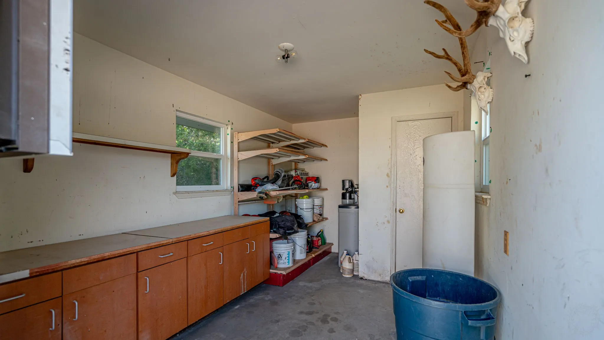 Single Family Residence For Sale in Hood County , 1710 Rock Church Highway, Tolar, Texas 76476, 4 Bedroom, 3 Bathroom, 2 Garage spaces, 1,971 Sqft, built in 1986, mls#21370126, Real Estate Agent in Tolar, Homes For Sale in Hood county, Homes For Sale in Tolar, Realtor in Tolar Texas, Real Estate Brokerage Independent Realty Texas, Luminita Cordes Realtor