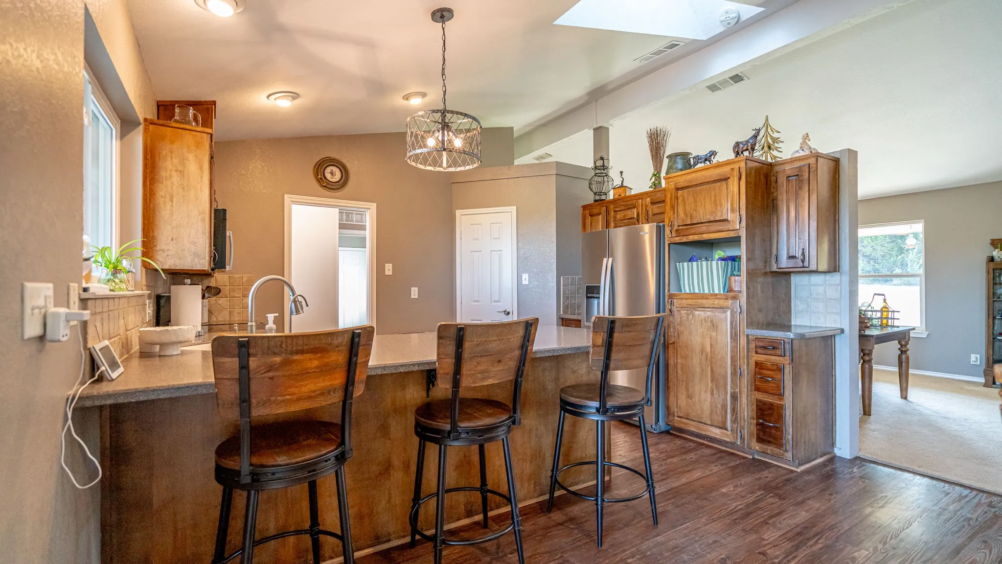 Single Family Residence For Sale in Hood County , 1710 Rock Church Highway, Tolar, Texas 76476, 4 Bedroom, 3 Bathroom, 2 Garage spaces, 1,971 Sqft, built in 1986, mls#21370126, Real Estate Agent in Tolar, Homes For Sale in Hood county, Homes For Sale in Tolar, Realtor in Tolar Texas, Real Estate Brokerage Independent Realty Texas, Luminita Cordes Realtor