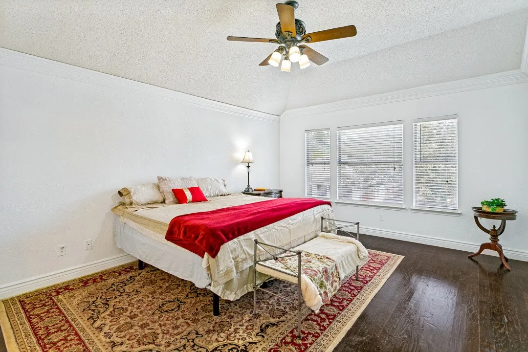 Single Family Residence For Sale in Denton County , 7121 Raintree Way, Denton, Texas 76210, 5 Bedroom, 3 Bathroom, 2 Garage spaces, 3,027 Sqft, built in 2001, mls#21370509, Real Estate Agent in Denton, Homes For Sale in Denton county, Homes For Sale in Denton, Realtor in Denton Texas, Real Estate Brokerage Independent Realty Texas, Luminita Cordes Realtor