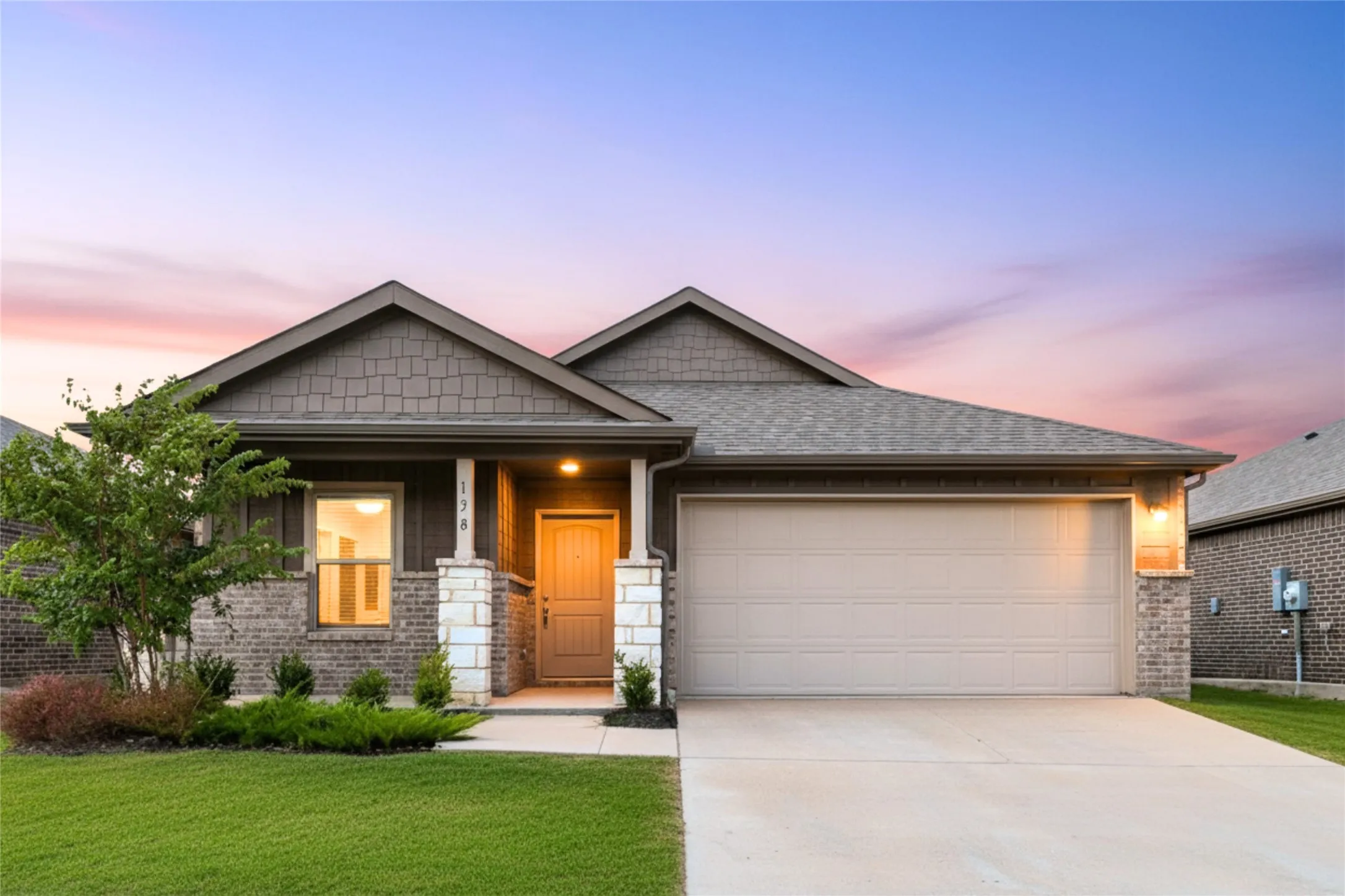 Single Family Residence For Rent in Kaufman County , 109 Brookline Drive, Terrell, Texas 75160, 4 Bedroom, 2 Bathroom, 2 Garage spaces, 1,629 Sqft, built in 2024, mls#21370471, Real Estate Agent in Terrell, Homes For Rent in Kaufman county, Homes For Rent in Terrell, Realtor in Terrell Texas, Real Estate Brokerage Independent Realty Texas, Luminita Cordes Realtor