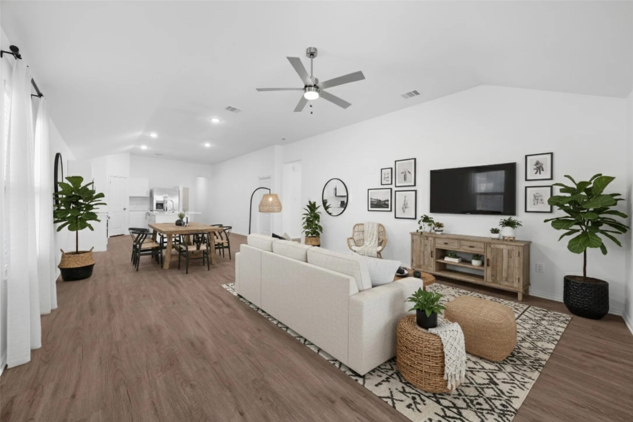 Single Family Residence For Rent in Kaufman County , 109 Brookline Drive, Terrell, Texas 75160, 4 Bedroom, 2 Bathroom, 2 Garage spaces, 1,629 Sqft, built in 2024, mls#21370471, Real Estate Agent in Terrell, Homes For Rent in Kaufman county, Homes For Rent in Terrell, Realtor in Terrell Texas, Real Estate Brokerage Independent Realty Texas, Luminita Cordes Realtor