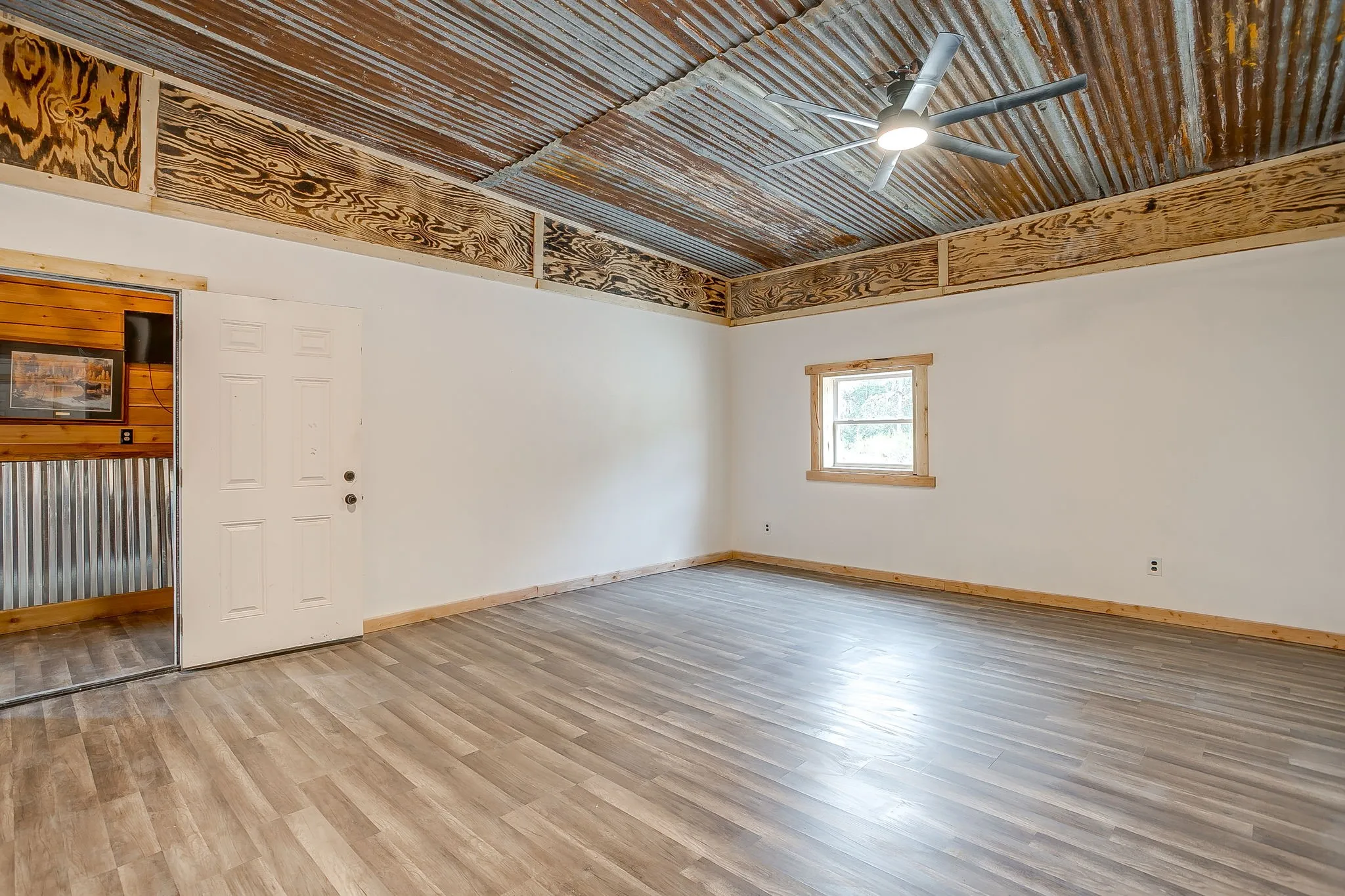 Single Family Residence For Sale in Parker County , 1011 Carsyn Creek Road, Weatherford, Texas 76087, 2 Bedroom, 3 Bathroom, 4 Garage spaces, 2,646 Sqft, built in 2023, mls#21370100, Real Estate Agent in Weatherford, Homes For Sale in Parker county, Homes For Sale in Weatherford, Realtor in Weatherford Texas, Real Estate Brokerage Independent Realty Texas, Luminita Cordes Realtor