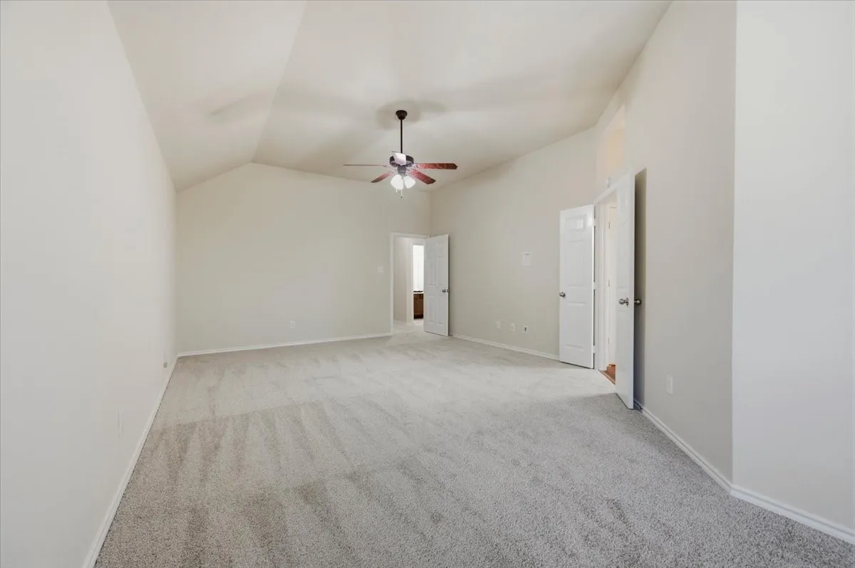Single Family Residence For Sale in Tarrant County , 5907 Lantern Lane, Grand Prairie, Texas 75052, 3 Bedroom, 2 Bathroom, 2 Garage spaces, 2,497 Sqft, built in 2004, mls#21367610, Real Estate Agent in Grand Prairie, Homes For Sale in Tarrant county, Homes For Sale in Grand Prairie, Realtor in Grand Prairie Texas, Real Estate Brokerage Independent Realty Texas, Luminita Cordes Realtor
