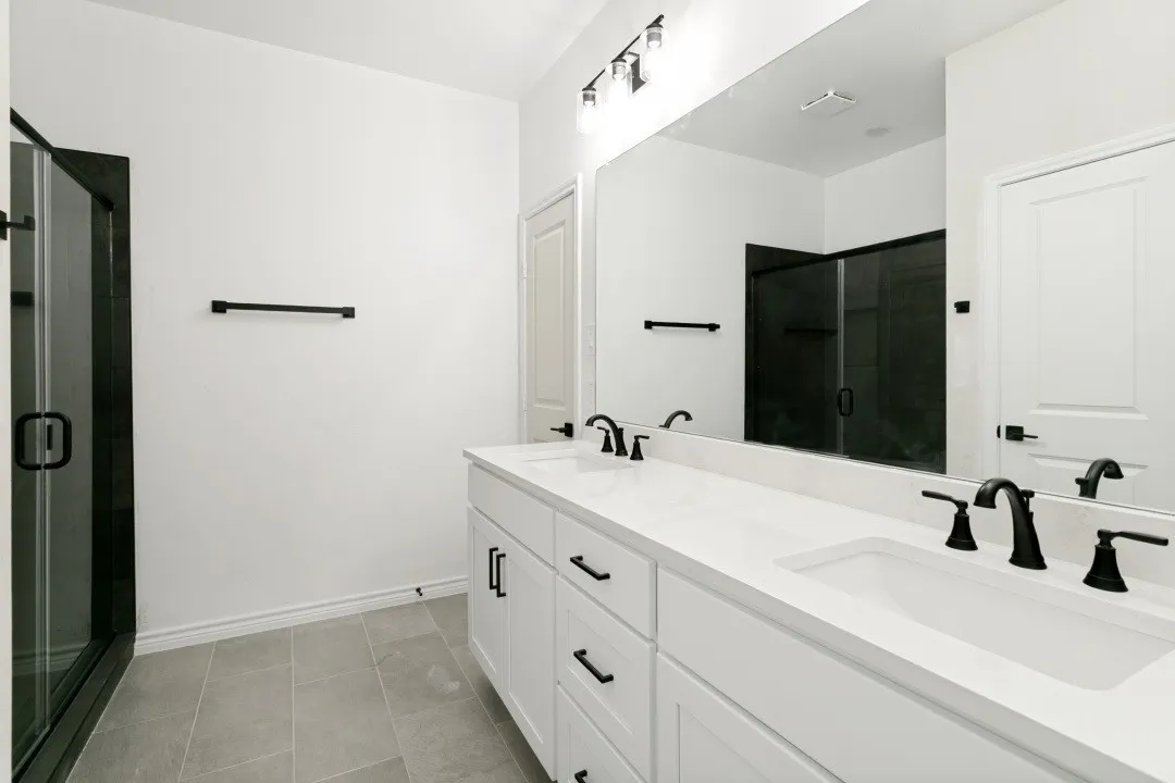 Single Family Residence For Rent in Johnson County , 1424 Dry Creek Drive, Cleburne, Texas 76033, 4 Bedroom, 2 Bathroom, 2 Garage spaces, 1,676 Sqft, built in 2026, mls#21362910, Real Estate Agent in Cleburne, Homes For Rent in Johnson county, Homes For Rent in Cleburne, Realtor in Cleburne Texas, Real Estate Brokerage Independent Realty Texas, Luminita Cordes Realtor