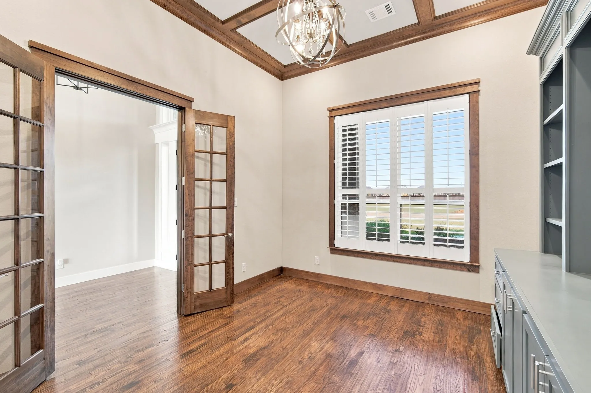 Single Family Residence For Sale in Ellis County , 400 Dove Meadow Trail, Waxahachie, Texas 75167, 4 Bedroom, 3 Bathroom, 3 Garage spaces, 3,217 Sqft, built in 2021, mls#21368181, Real Estate Agent in Waxahachie, Homes For Sale in Ellis county, Homes For Sale in Waxahachie, Realtor in Waxahachie Texas, Real Estate Brokerage Independent Realty Texas, Luminita Cordes Realtor
